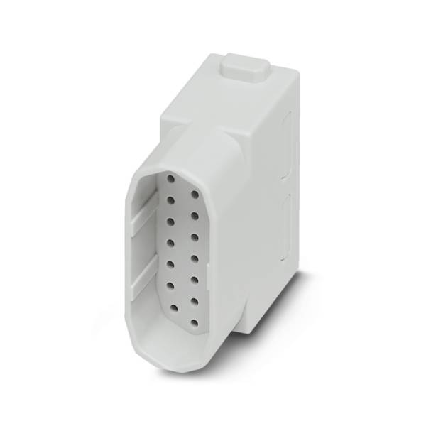 Weißer elektrischer Steckeradapter mit mehreren Stiftlöchern, isoliert auf weißem Hintergrund dargestellt.