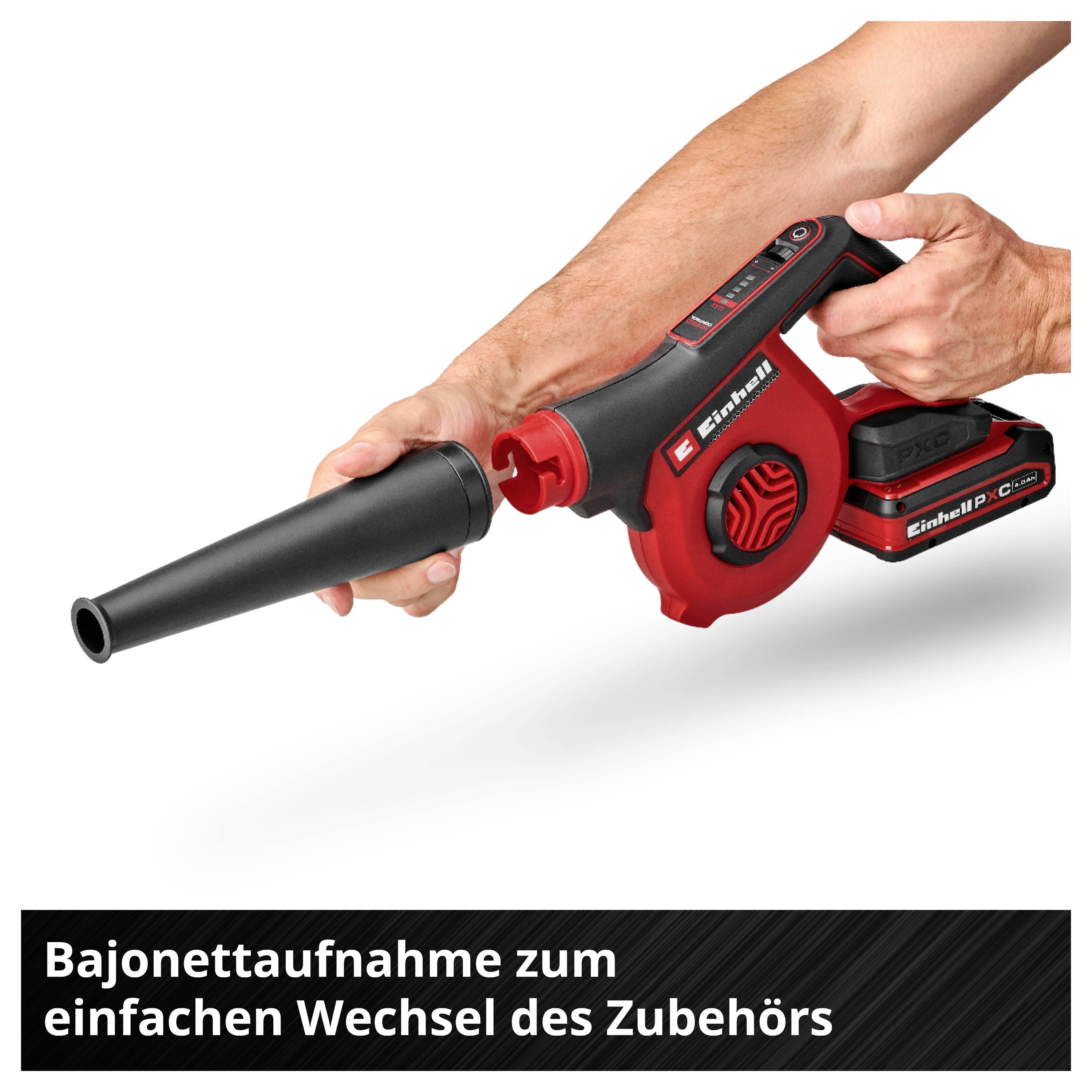 Rote Akku-Luftpumpe mit langem Düsenaufsatz; darunter der Text 'Bajonettaufnahme zum einfachen Wechsel des Zubehörs'.