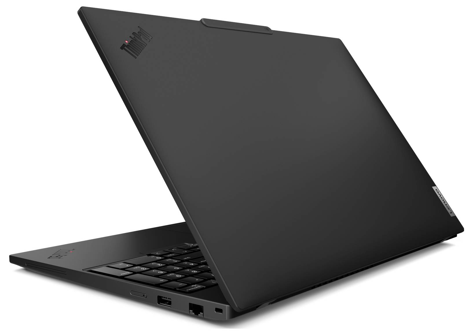 Schwarzer Lenovo ThinkPad-Laptop, teilweise geöffnet, mit sichtbarer Tastatur und Anschlüssen auf weißem Hintergrund.