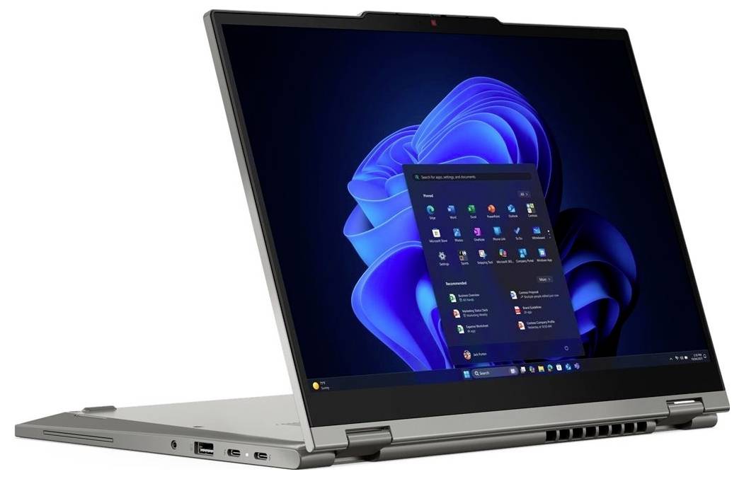 Silberner 2-in-1-Laptop in offener Zeltmodus-Position gezeigt, mit Windows 11-Desktop und Startmenü auf dem Bildschirm.