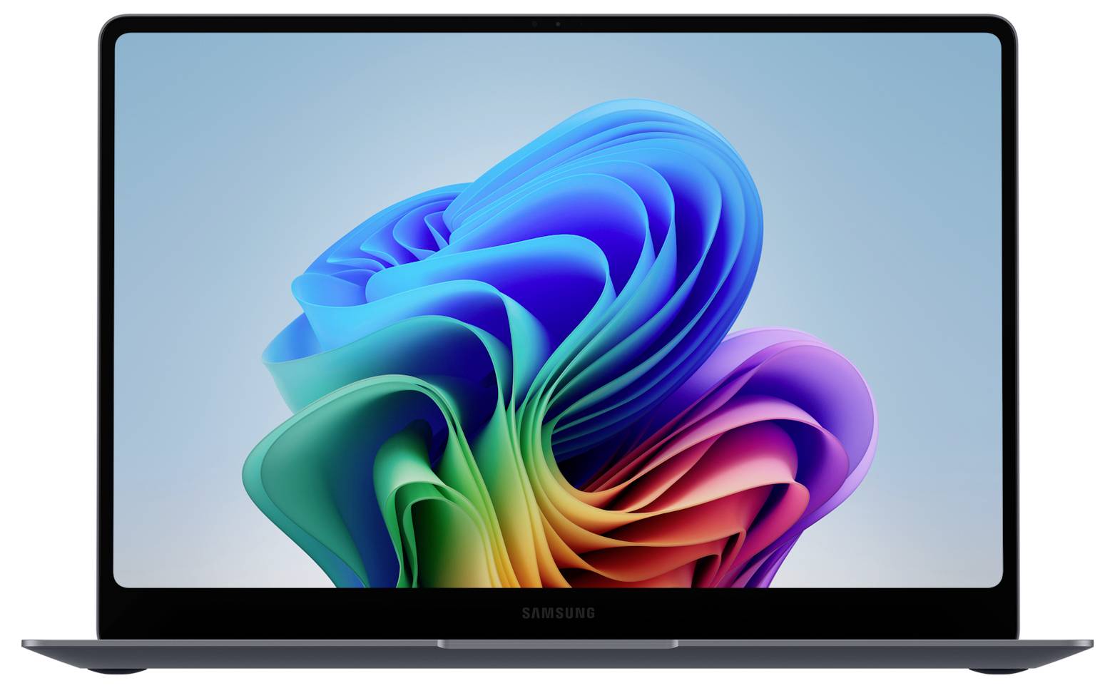 Ein Samsung-Laptop mit einem bunten abstrakten Blumen-Hintergrundbild im Windows-Stil auf dem Bildschirm, von vorne gegen einen einfachen Hintergrund gezeigt.
