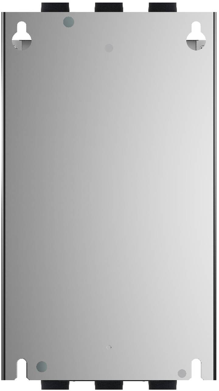 Leeres Silbermetallpanel mit Eckbefestigungslaschen und Ausschnitten, Vorderansicht auf weißem Hintergrund.