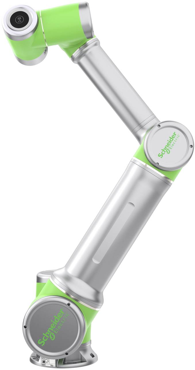 Industrieller Roboterarm mit silbernen Gelenken und grünen Akzenten auf einem Sockel, isoliert auf weißem Hintergrund dargestellt.
