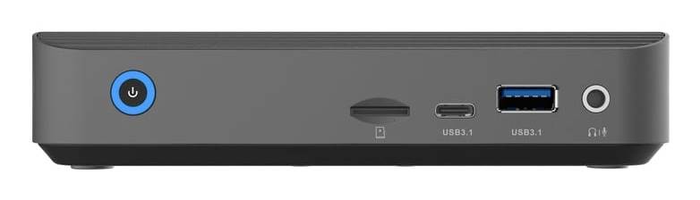 Vorderansicht eines kleinen schwarzen Geräts mit einem blauen Netzschalter, SD-Kartenschacht, USB-C- und USB-A-Anschlüssen sowie einer Kopfhörerbuchse.