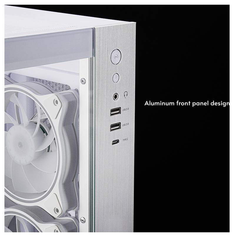 Nahaufnahme eines silbernen PC-Gehäuses mit Aluminium-Frontblende, die einen Frontlüfter, Stromschalter, Audiobuchse und USB-Anschlüsse zeigt; Text sagt „Aluminium-Frontblende-Design