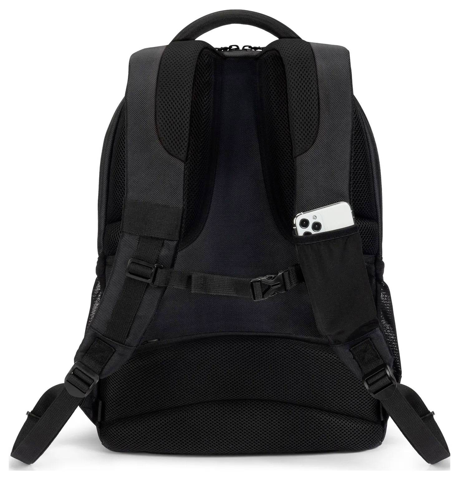 Schwarzer Rucksack von hinten gezeigt, mit gepolsterten Schultergurten, Hüftgurten und einem Telefon in einer Seitentasche.