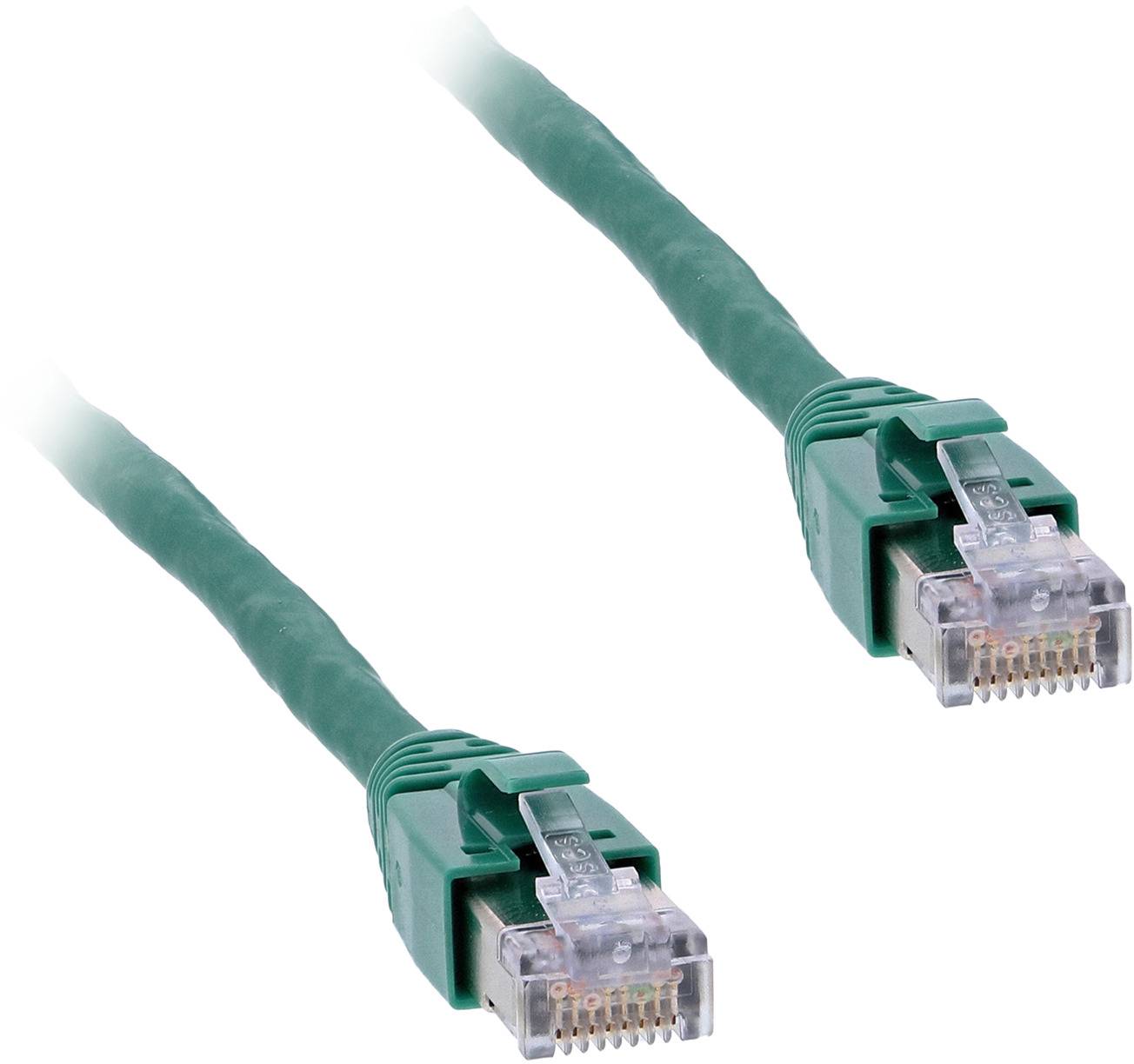 Zwei grüne Ethernet-Kabel mit transparenten RJ45-Steckern auf weißem Hintergrund.