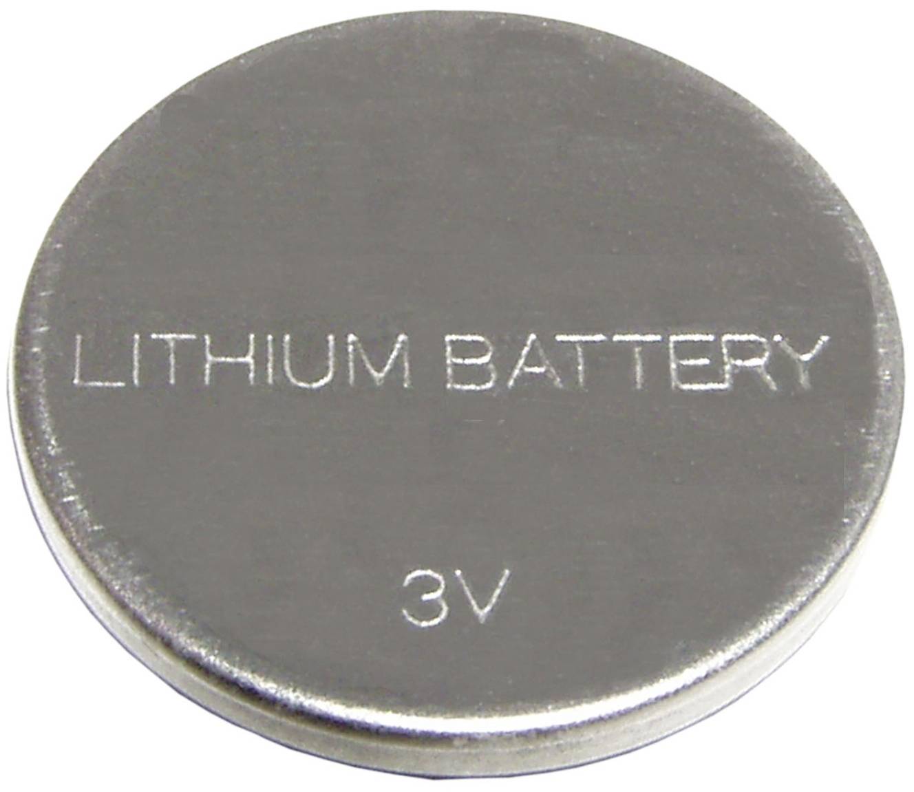 Nahaufnahme einer 3V-Lithium-Knopfzelle mit der Aufschrift 