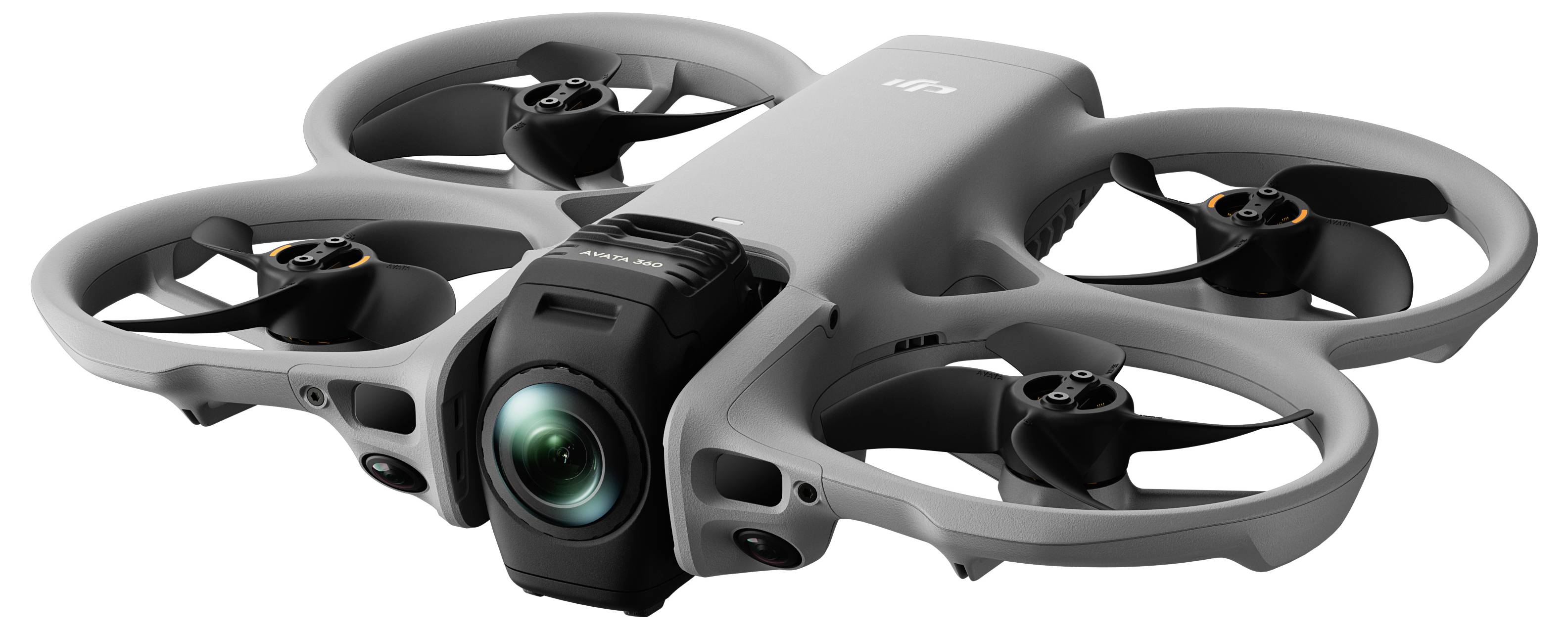 Kompakte graue Quadcopter-Drohne mit vier Propellern und eine an der Vorderseite montierten Kamera, isoliert auf weißem Hintergrund dargestellt.