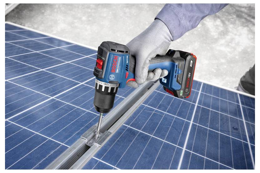 Bosch-Laserniveaugerät in 3D dargestellt, mit gekennzeichneten Abmessungen von 276 mm Höhe, 226 mm Tiefe und 213 mm Breite.