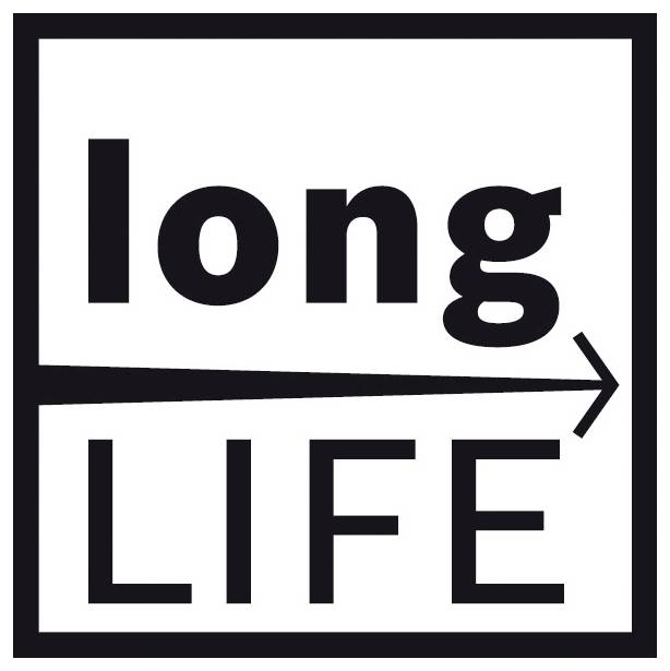 Schwarz-Weiß-Schild mit der Aufschrift „lang