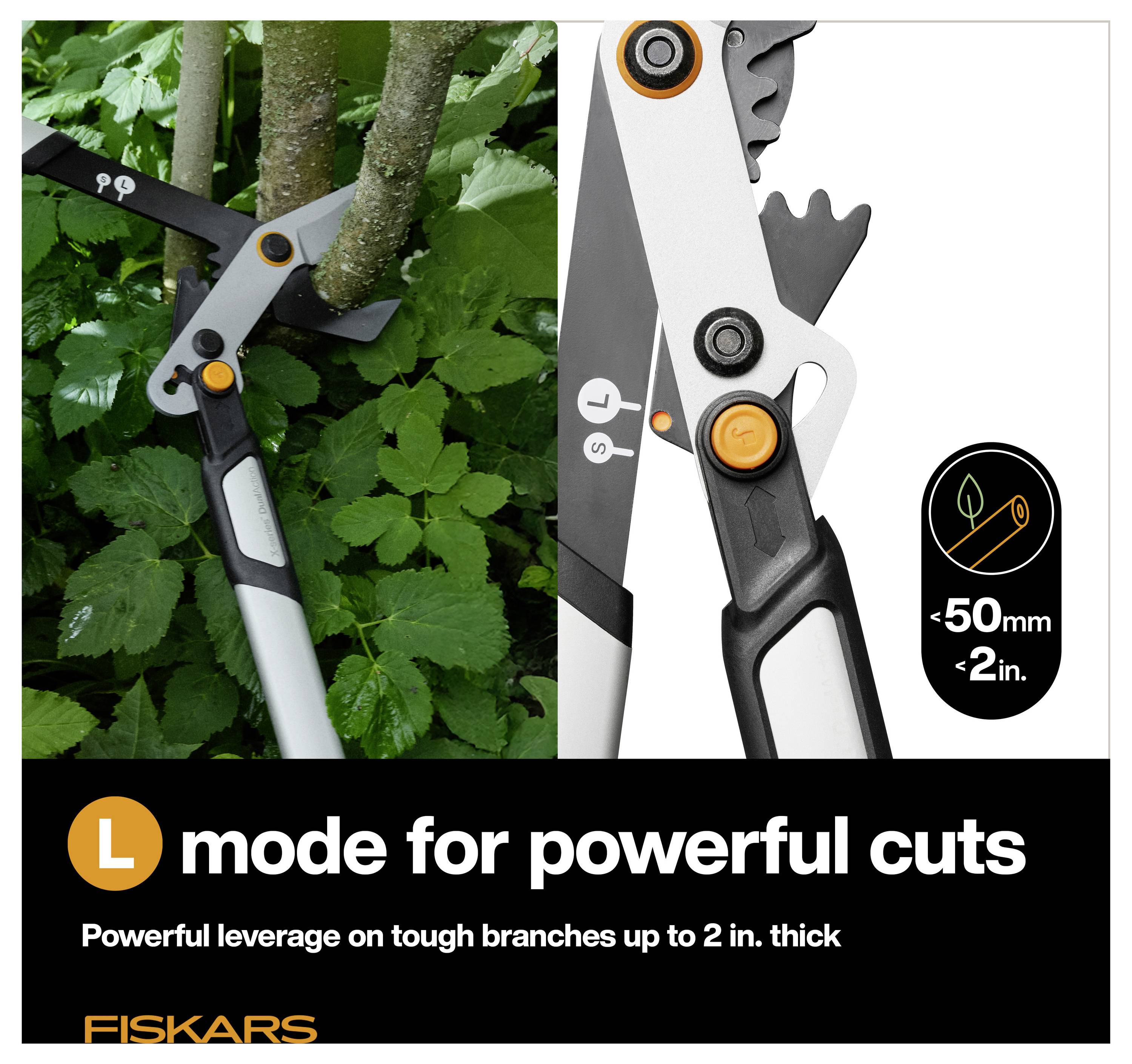 Fiskars Getriebeastschere im L-Modus zum Schneiden dicker Äste; die Vergrößerung zeigt den Hebelwirkungsmechanismus und die Kapazität bis zu 50 mm (2 Zoll).
