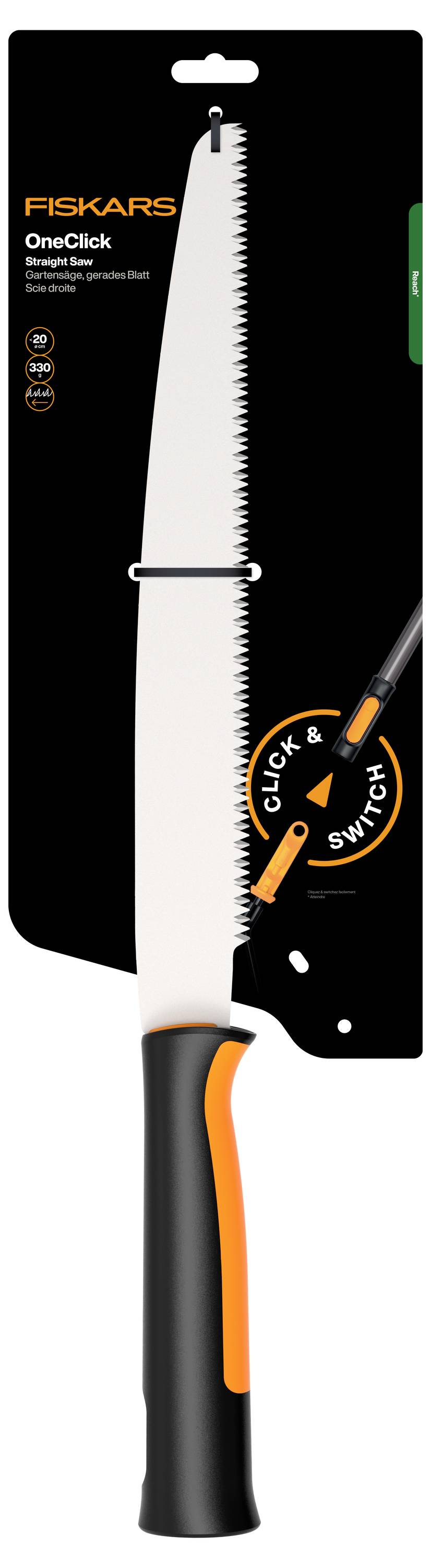 Verpackung für die Fiskars OneClick Straight Grip Handsäge, zeigt eine weiße Sägeblatt mit schwarzem Griff und orangefarbenen Akzenten, plus "Click & Switch" Symbol.