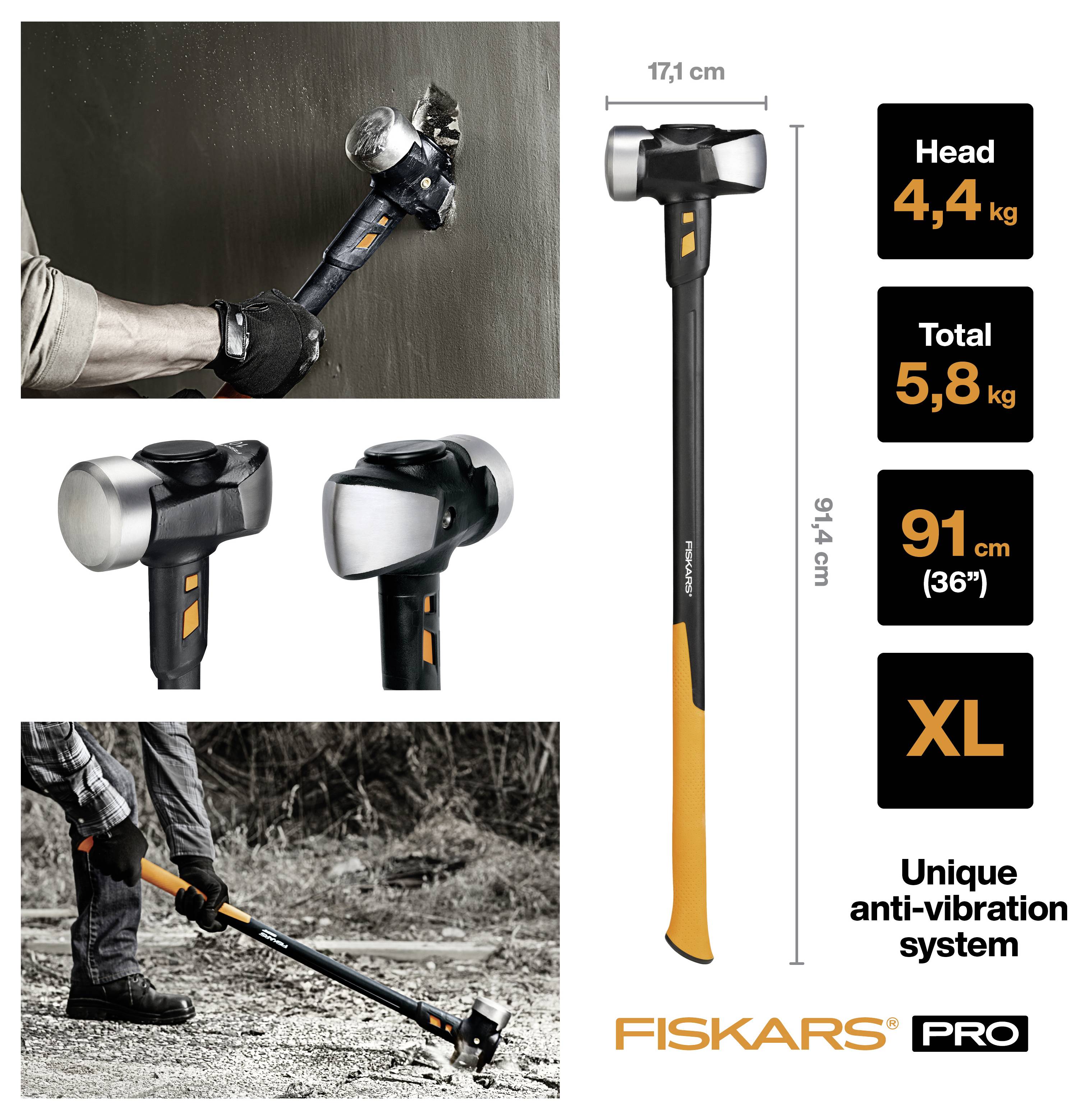 Fiskars Pro Vorschlaghammer Produktgrafik mit Anwendungsbeispiel, mit Abmessungen 91 cm Länge, 17,1 cm Kopfbreite, 4,4 kg Kopf, 5,8 kg Gesamtgewicht, XL, und einzigartiges Anti-Vibrationssystem.