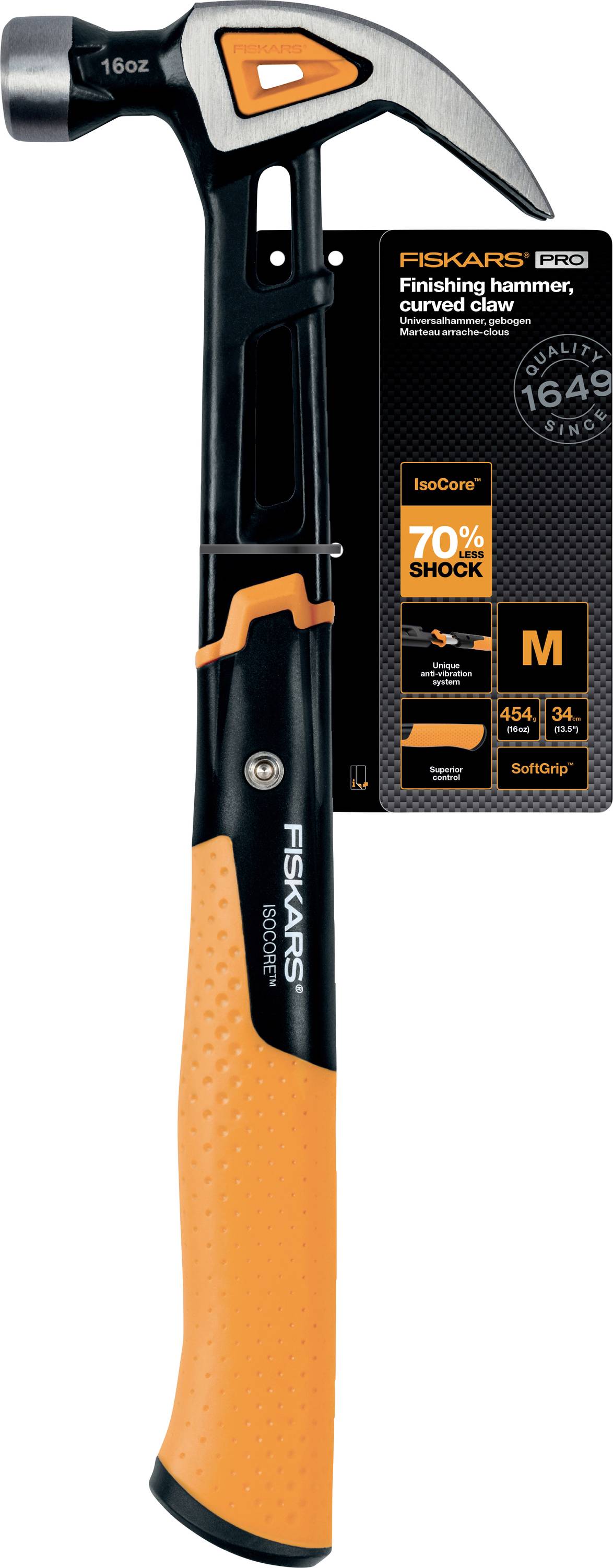 Fiskars Pro Finishing Krallenhammer mit schwarzem und orangefarbenem Griff, abgebildet in Produktverpackung mit sichtbaren Gewichts- und Größenetiketten.