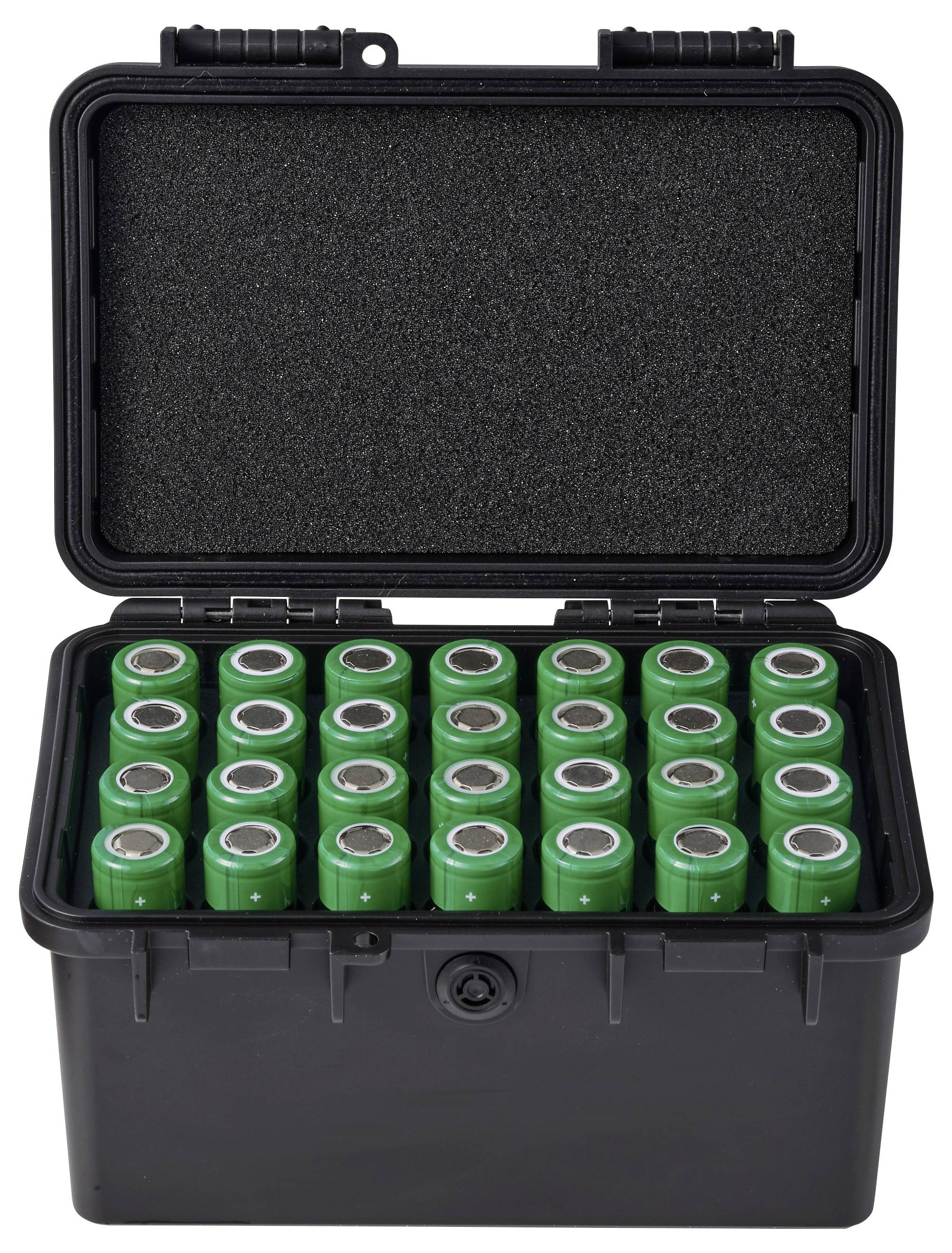 Offener schwarzer Hartschalenkoffer mit Schaumstoffdeckel mit Reihen von grünen zylindrischen Batterien oder Zellen im Inneren.