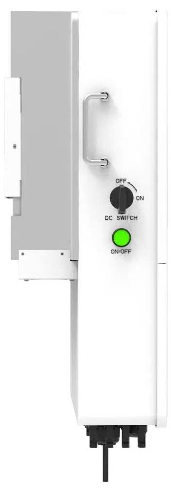 Nahaufnahme einer weißen elektrischen Schaltkastenschachtels mit einem Griff, beschriftet mit „DC SWITCH