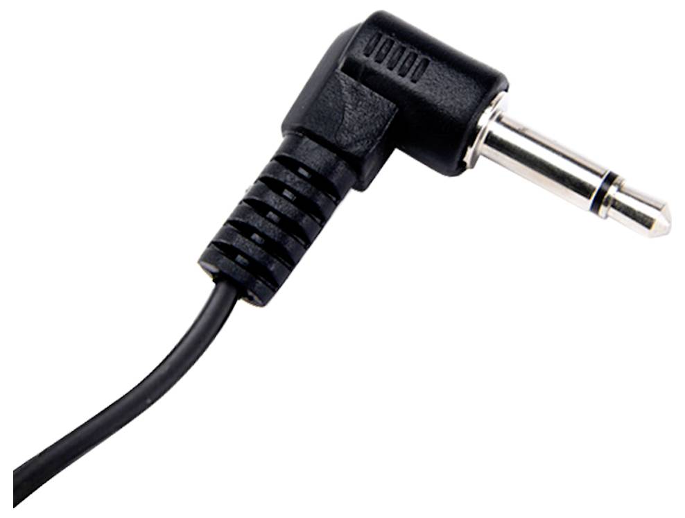 Schwarzer rechtwinkliger 3,5-mm-Audiostecker auf einem Kabel, gezeigt vor einem einfachen weißen Hintergrund.