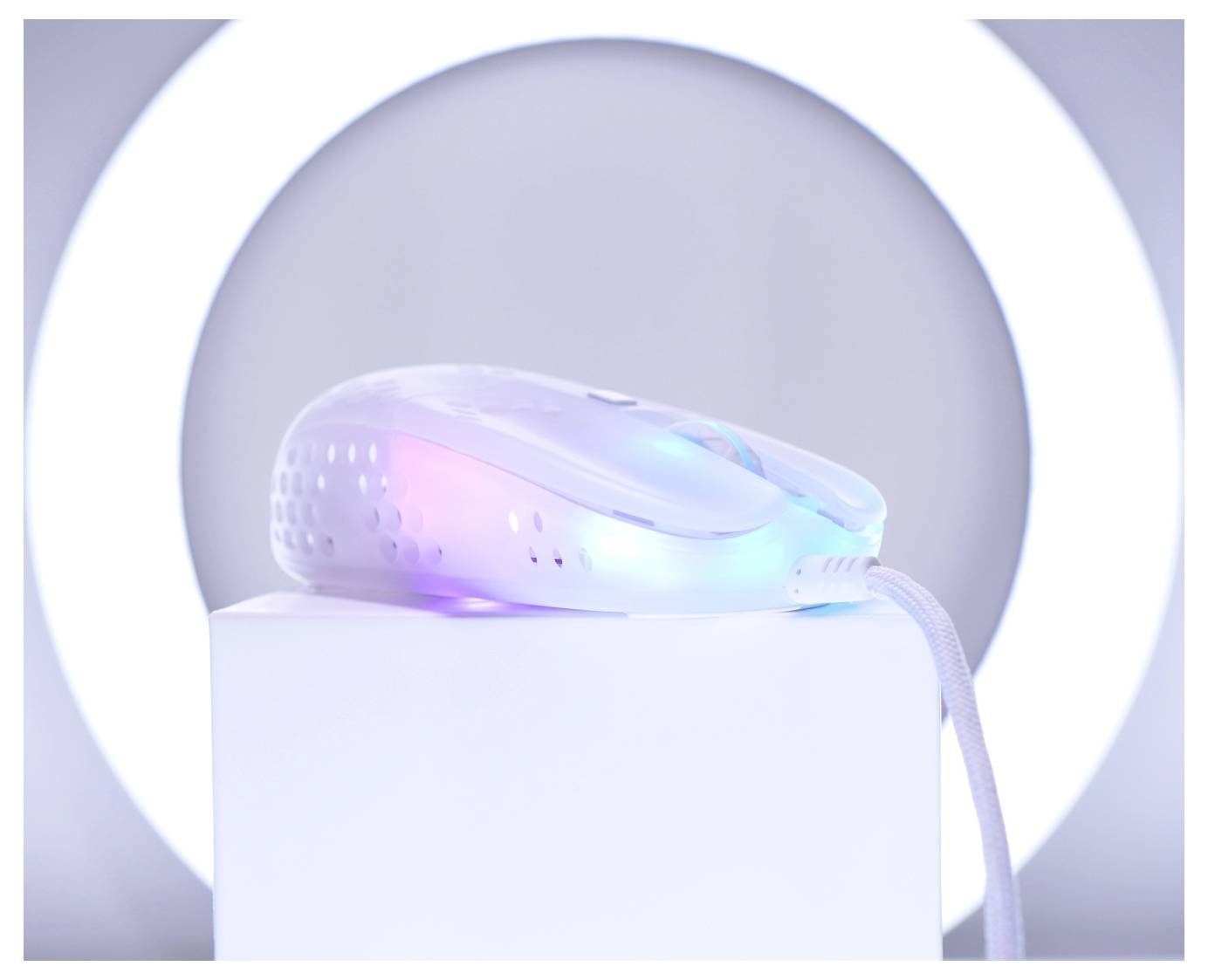 Cherry XTRFY MZ1 RGB Maus Ohne (Ansteuerung über Computer) Weiß