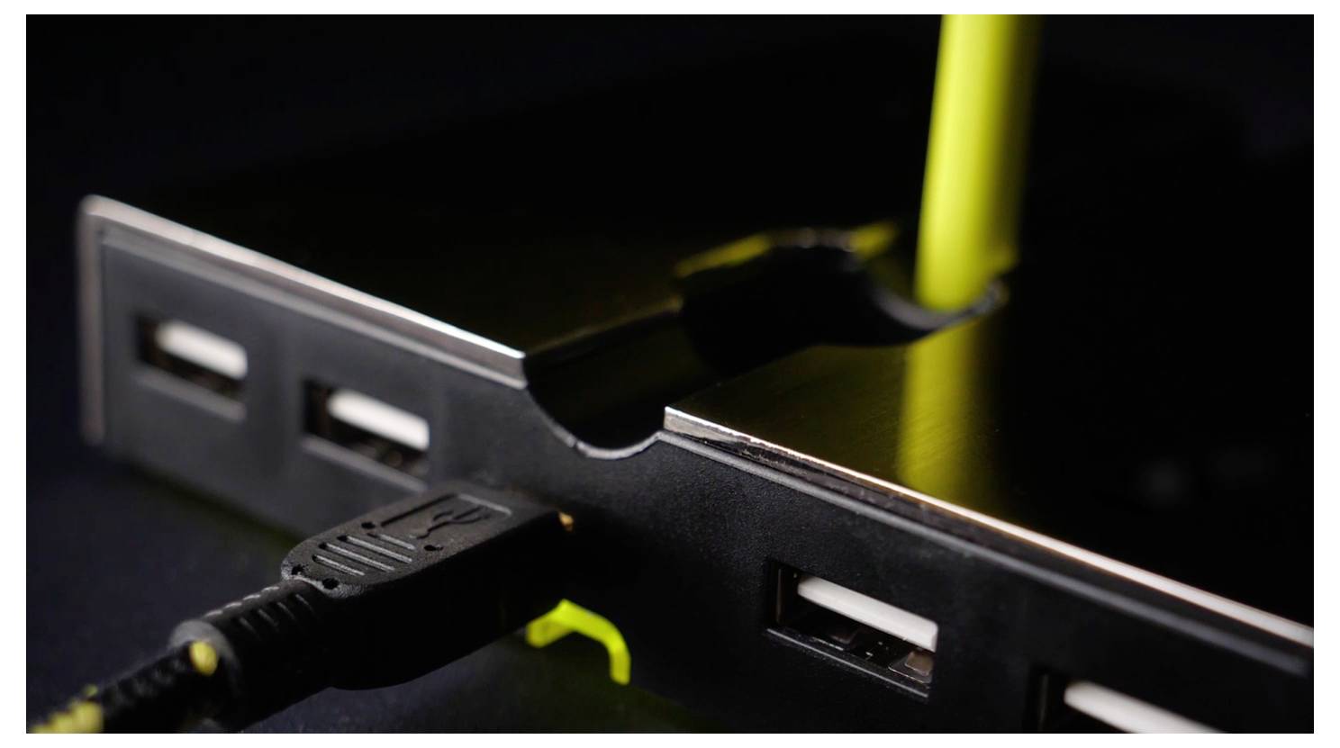 Cherry XTRFY B1 Mouse Bungee Maus-Kabel-Halterung Ohne (Ansteuerung über Computer)
