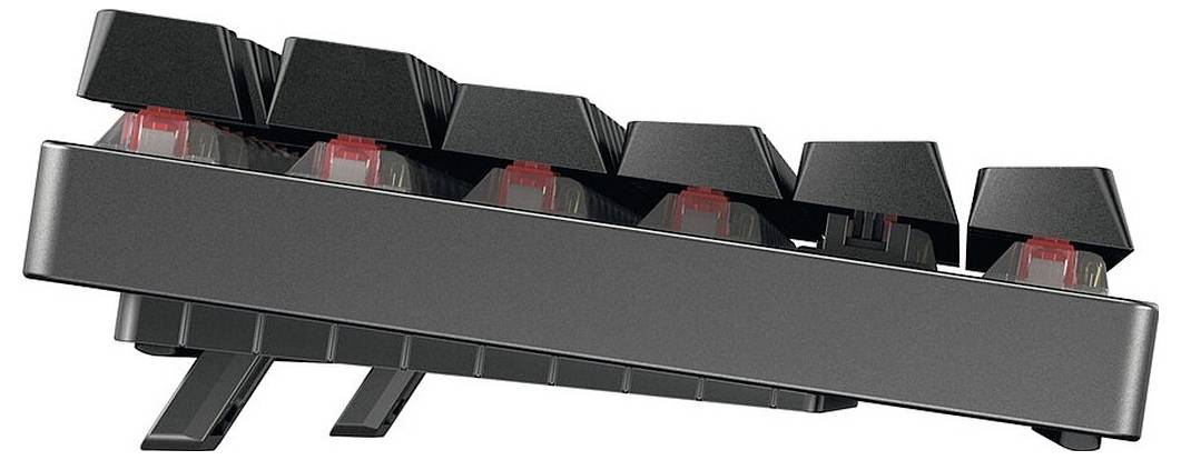 Schwarze mechanische Tastaturtatsen-Gruppe von der Seite gezeigt, mit erhobenen Tasten und geneigtem Rahmen auf weißem Hintergrund.