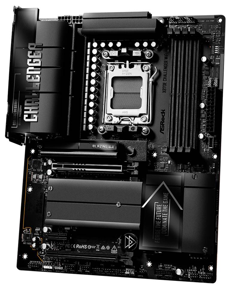 Schwarzes ASRock CHALLENGER MINI-Motherboard in Frontansicht, mit CPU-Sockel, RAM-Steckplätzen, Erweiterungssteckplätzen und großen Kühlkörpern sichtbar.