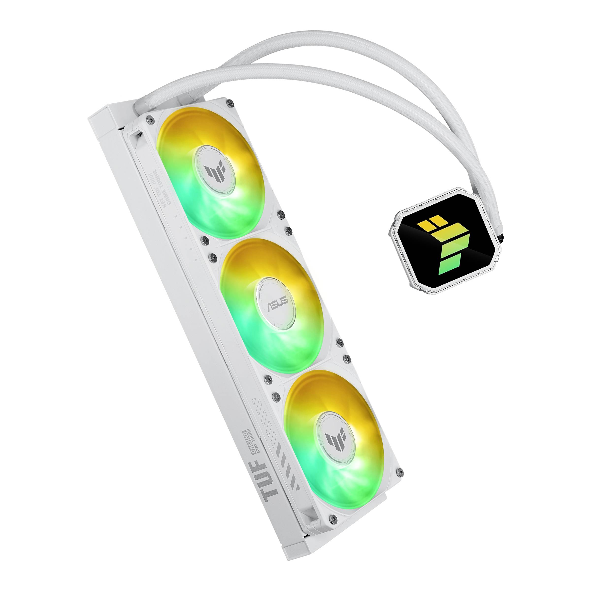 Weißer Triple-Fan-Flüssigkeitskühler für Prozessoren mit RGB-beleuchteten Lüftern und angebautem Pumpenblock, dargestellt vor weißem Hintergrund.