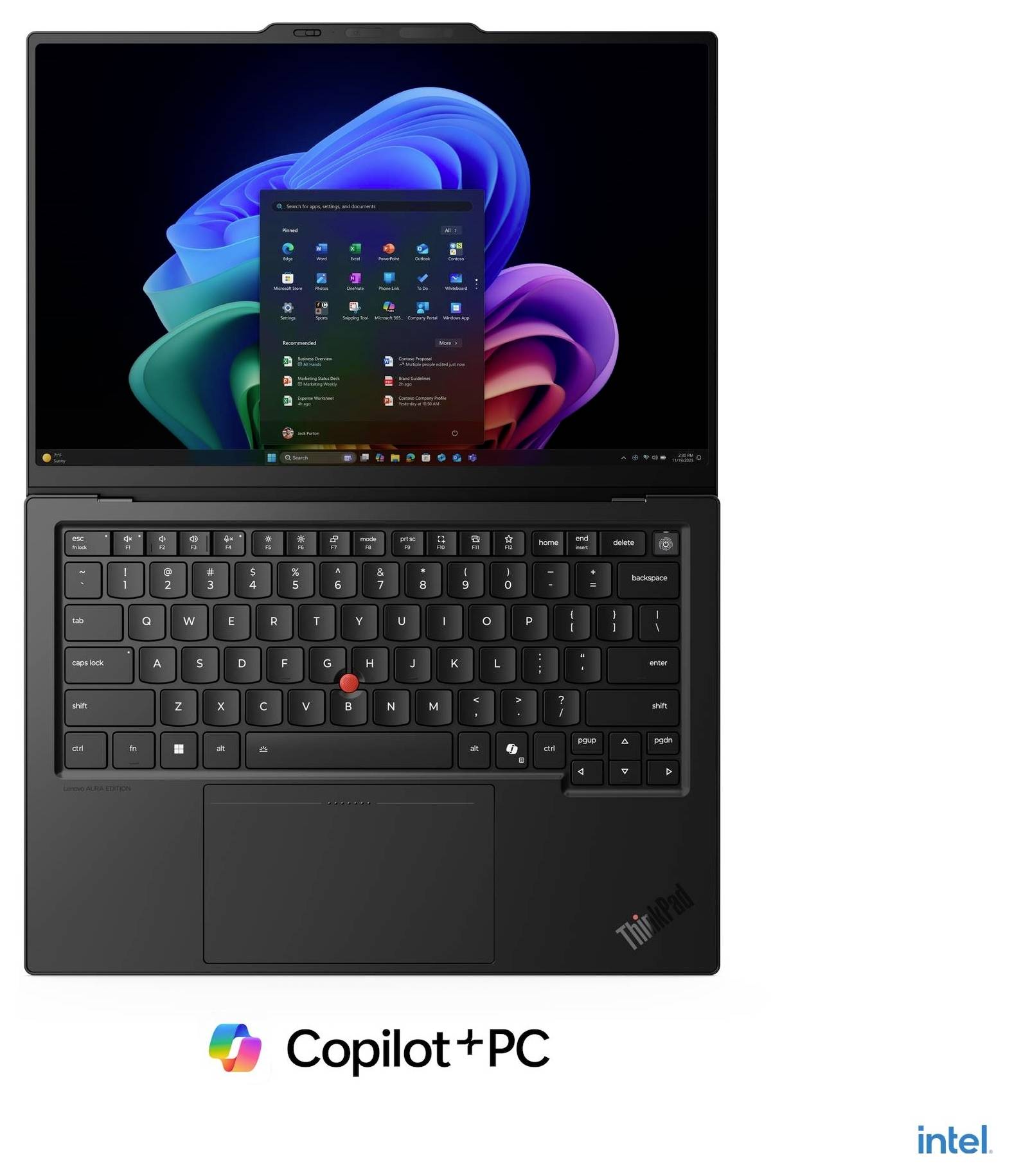 Seitenansicht eines schlanken Laptops, der teilweise geöffnet ist und Anschlüsse sowie die Logos 