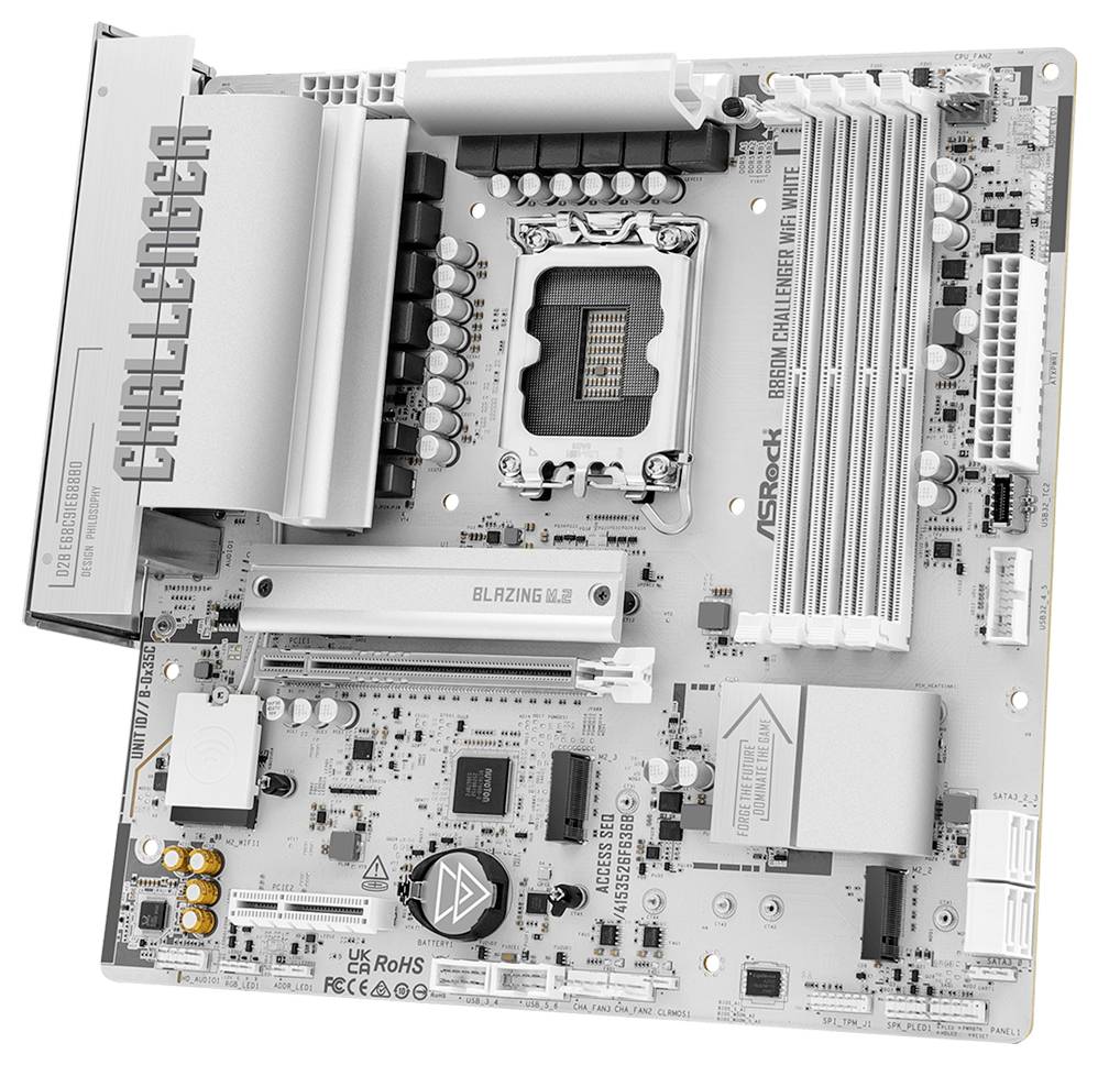 Weiß ASRock Mainboard mit Intel-Sockel, vier RAM-Steckplätze, PCIe-Steckplätze, Kühlkörper und Stromverbinder auf einem einfachen Hintergrund dargestellt.