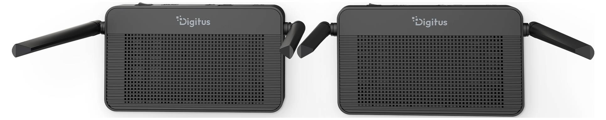 Zwei schwarze Digitus-Wireless-Lautsprecher nebeneinander auf weißem Hintergrund, jeder mit einer ausfahrbaren Antenne und einem vorderen Lautsprechergitter.