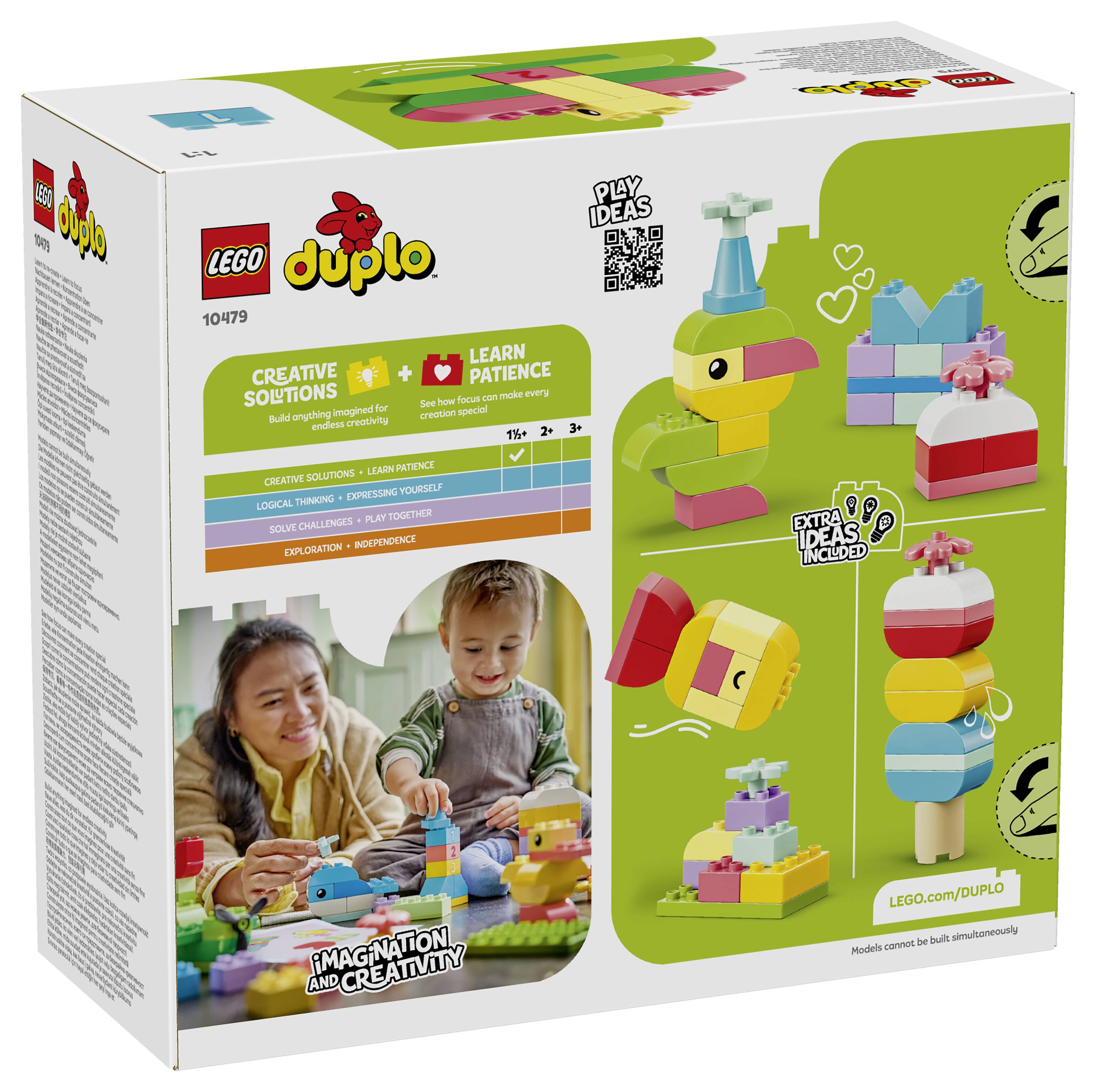 LEGO DUPLO-Schachtel mit einem kreativen Bauset für Kinder ab 1,5 Jahren, mit farbenfrohen gestapelten Tier- und geschenkähnlichen Modellen und einem spielenden Kind.
