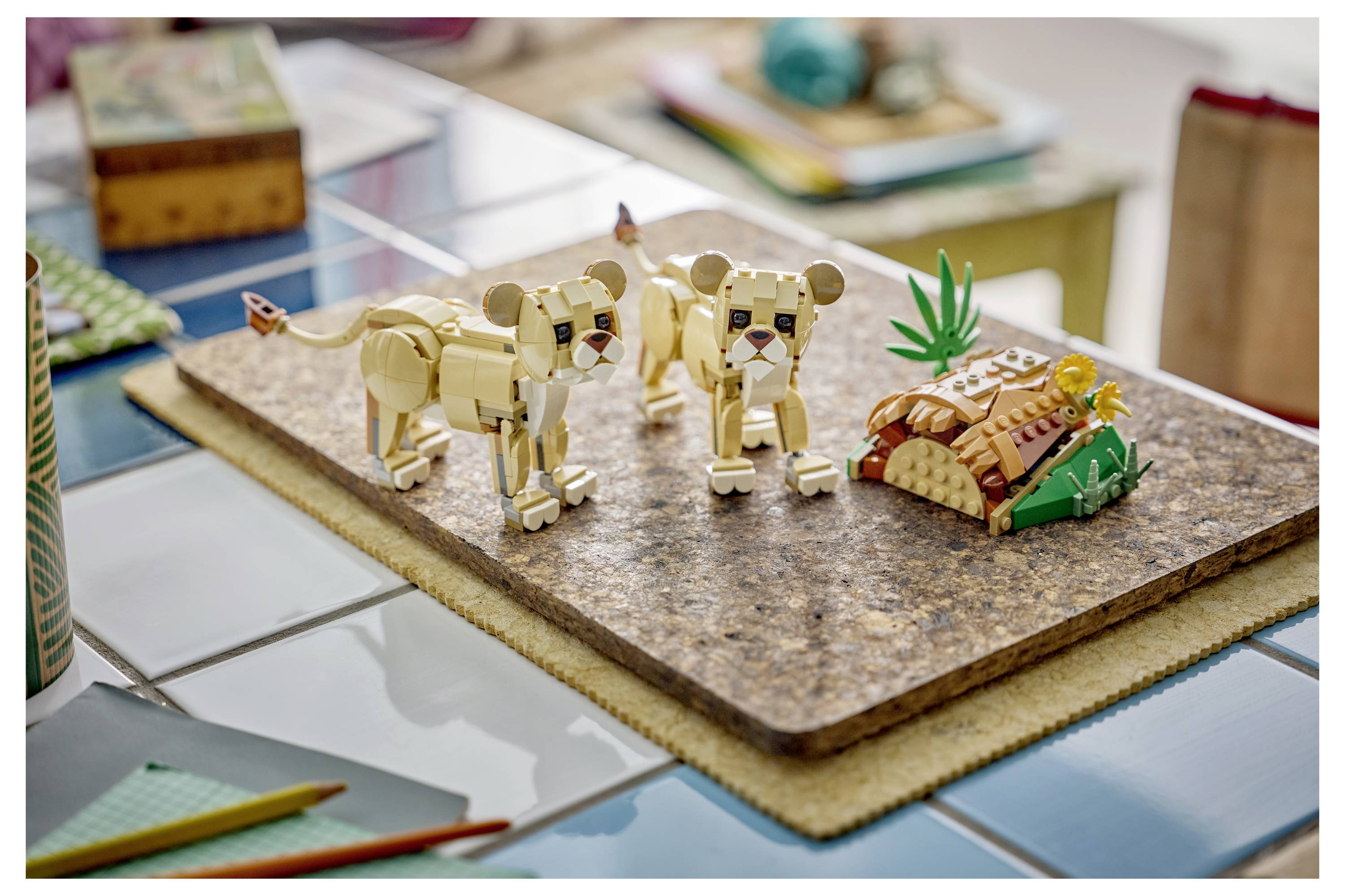 31386 LEGO® CREATOR 3-in-1-Set Wilde Tiere: Löwe, Löwin oder 2 Löwenjunge zum Bauen, Spielen und Ausstellen
