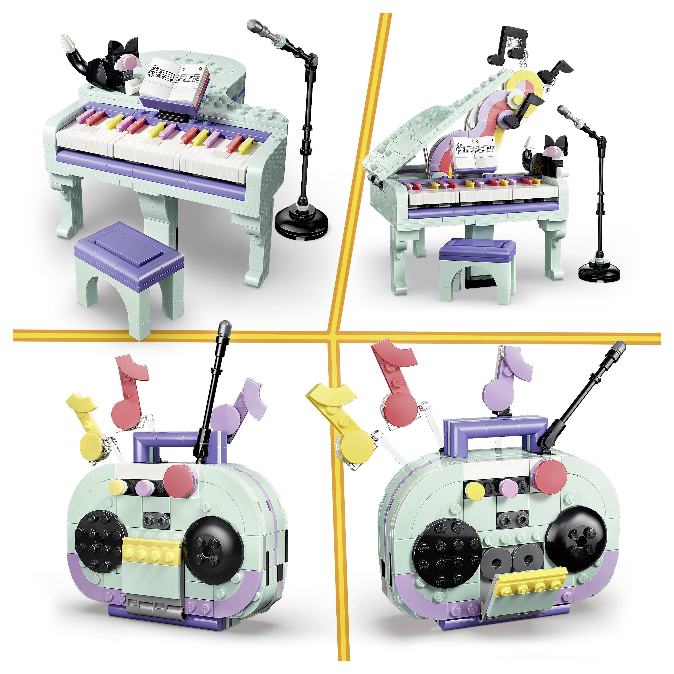 Vier Ansichten eines LEGO-ähnlichen pastellfarbenen Spielzeugrklavier mit Bank und Ständer für Mikrophon, gezeigt in offener und geschlossener Position, wobei das kompakte umbaubare Design hervorgehoben wird.
