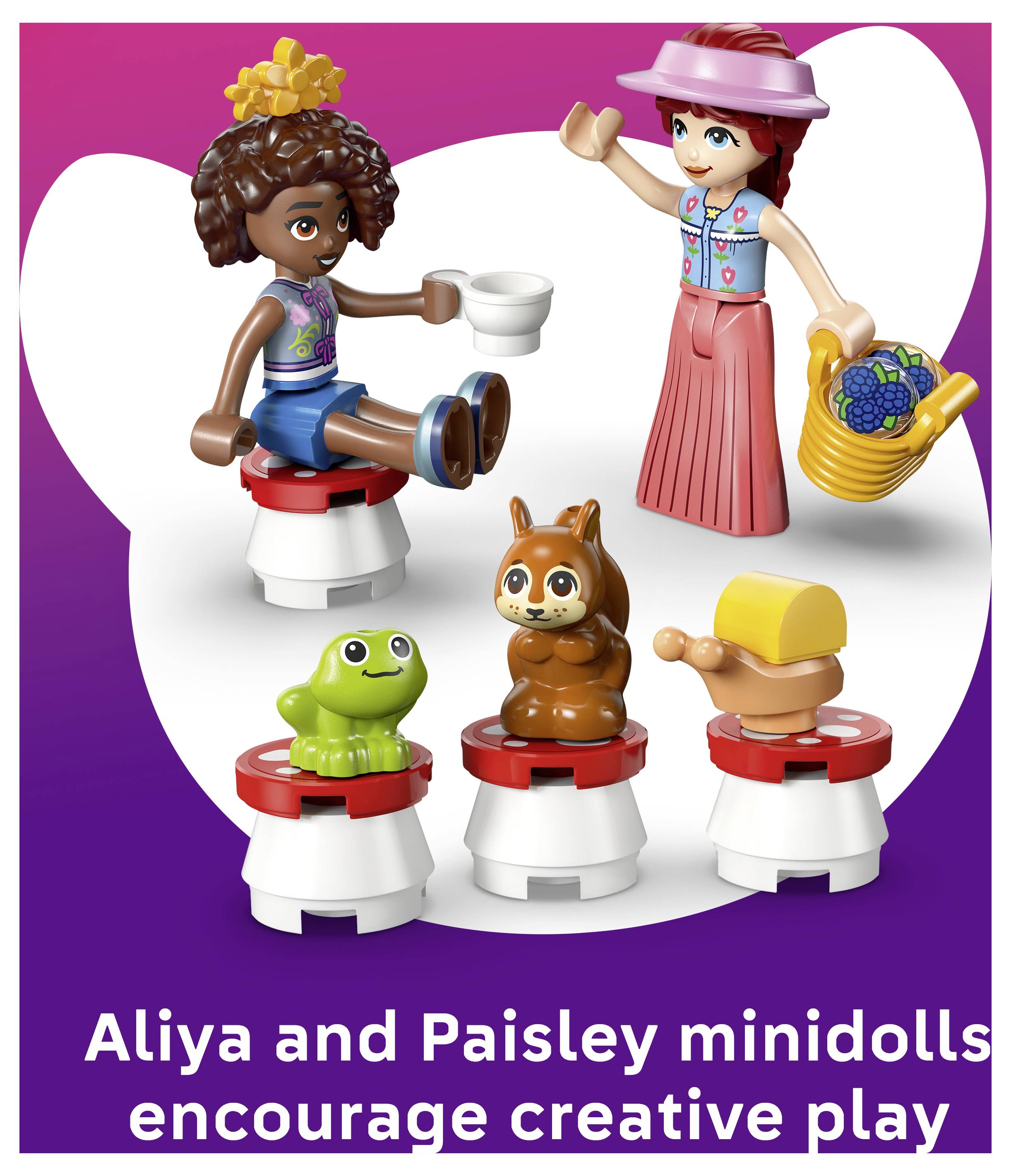 Zwei Spielpuppen und drei Tierfiguren auf Hockern, die kreatives Spielen fördern, mit der Bildunterschrift „Aliya- und Paisley-Minipuppen fördern kreatives Spielen