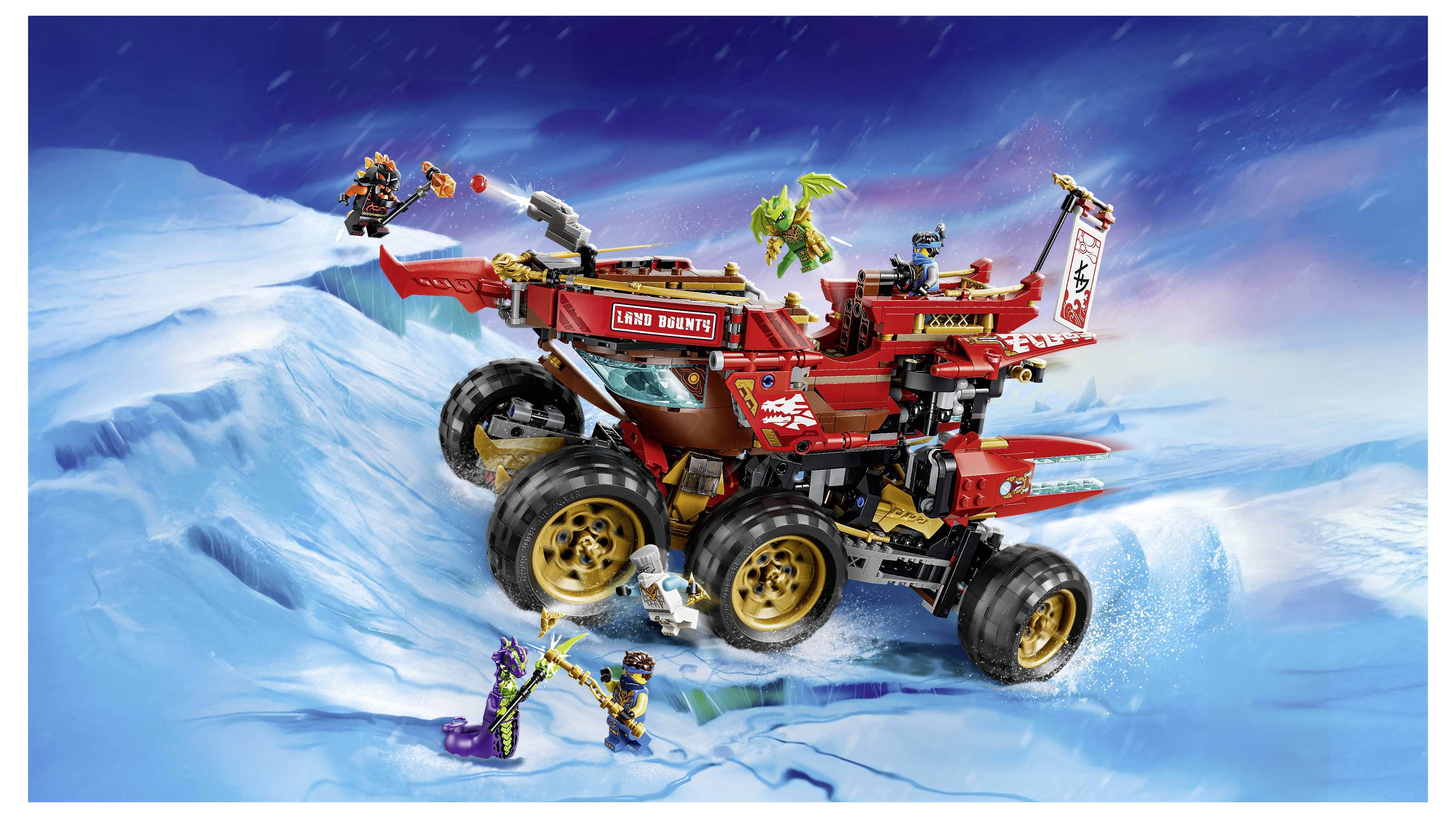 Roter LEGO-Geländewagen fährt über eisige Wellen, mit zwei Minifiguren und einer grünen Kreatur in Verfolgung.