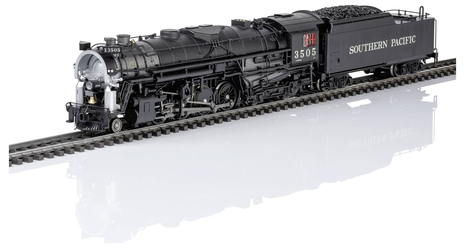 Schwarze Dampflokomotive der Southern Pacific Modell 3505 auf Schienen, dargestellt in Profilansicht vor weißem Hintergrund.