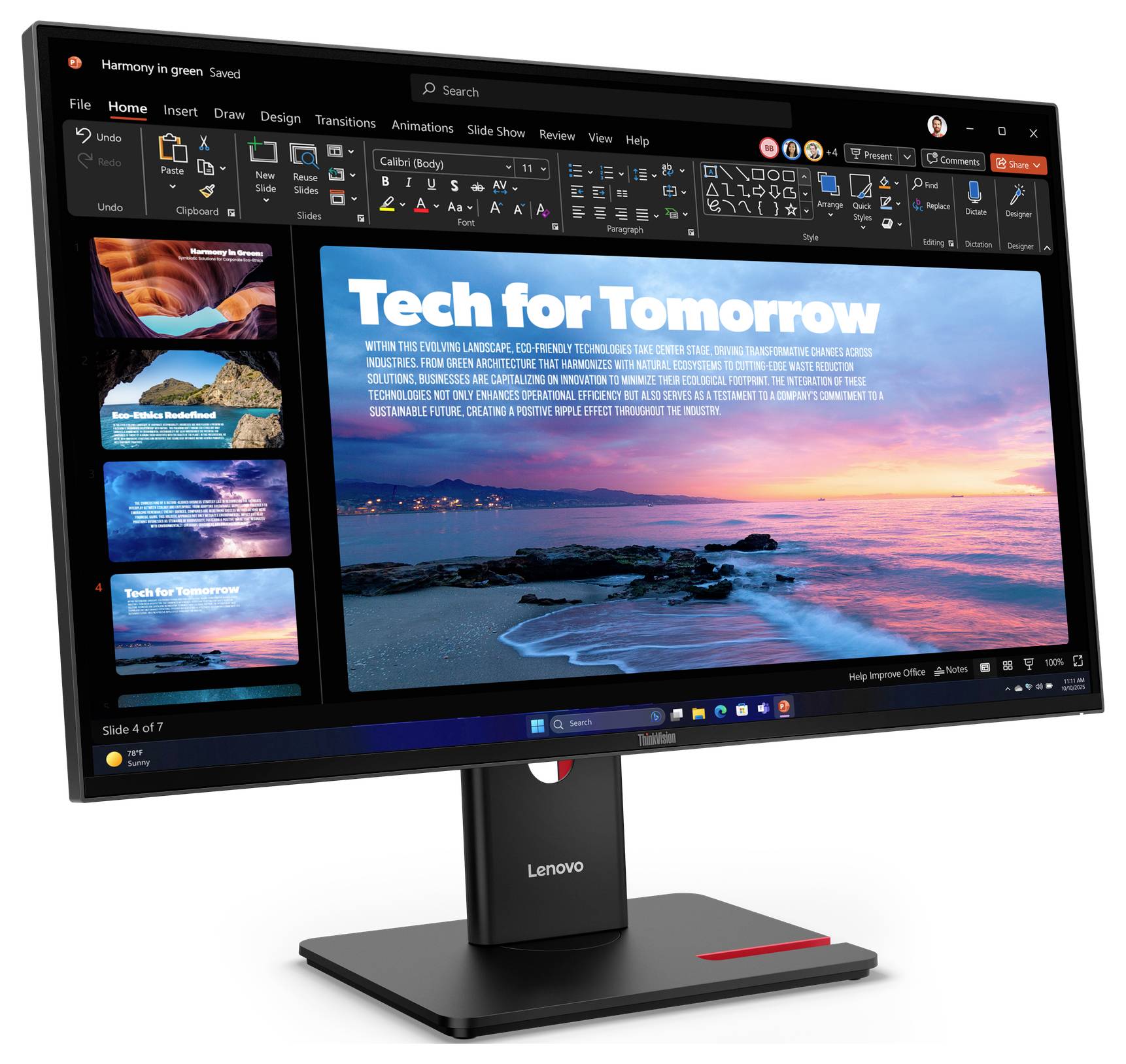 Ein Lenovo-Monitor zeigt eine PowerPoint-Präsentation mit dem Titel 