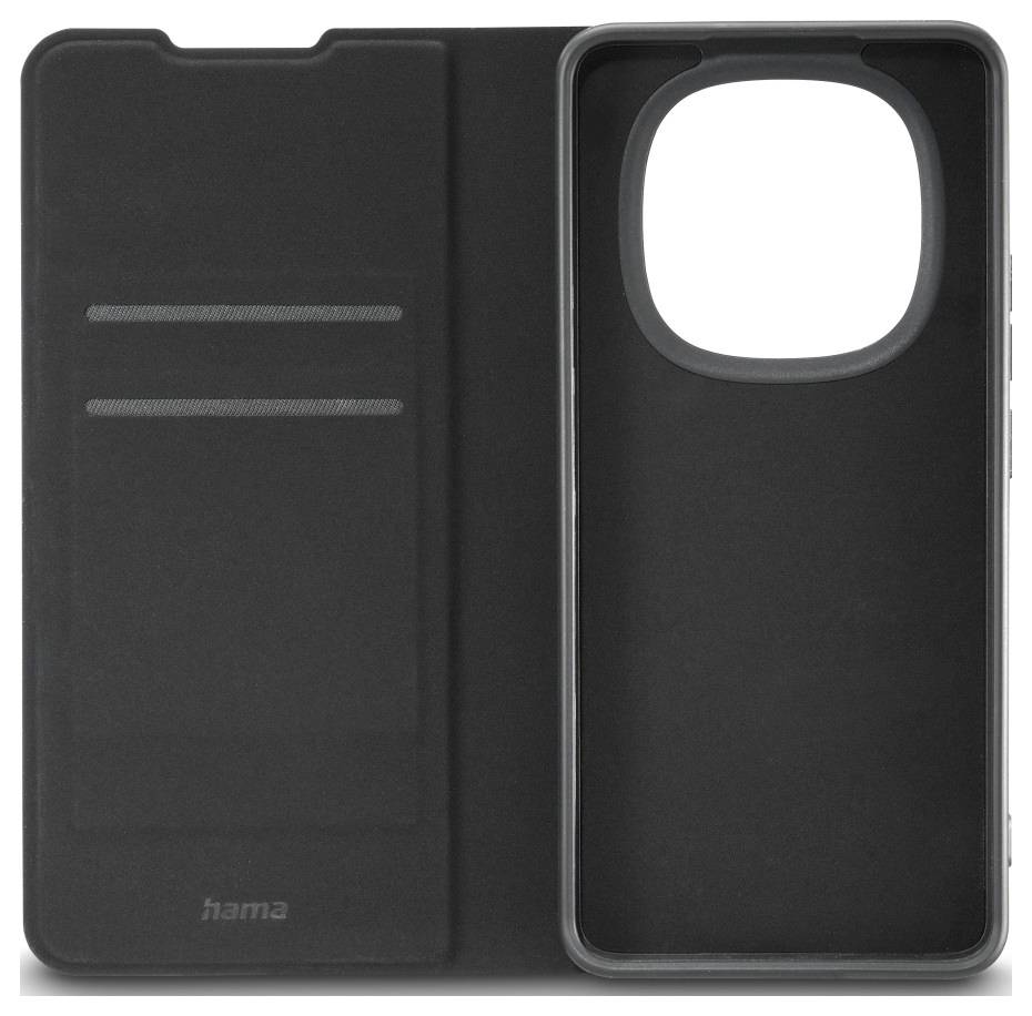 Schwarze Smartphone-Klappschutzhülle geöffnet, zeigt vordere Abdeckung mit Kartensteckplätzen und Kameraausschnitt, Marke 'Hama'.