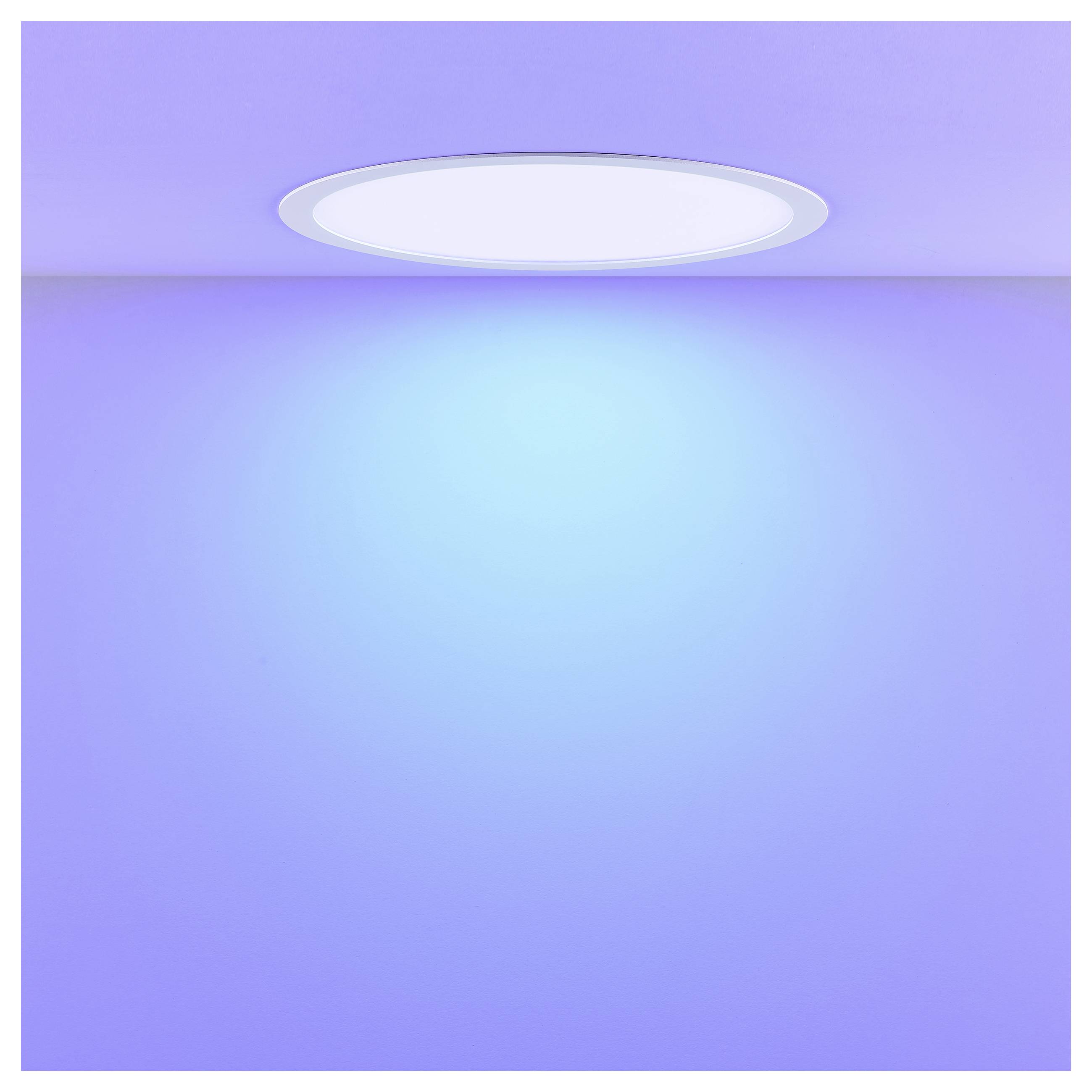 Abstrakter violett-zu-blauer Farbverlaufshintergrund mit einem leuchtenden ovalen Licht in der Nähe der oberen Mittelpunkt.
