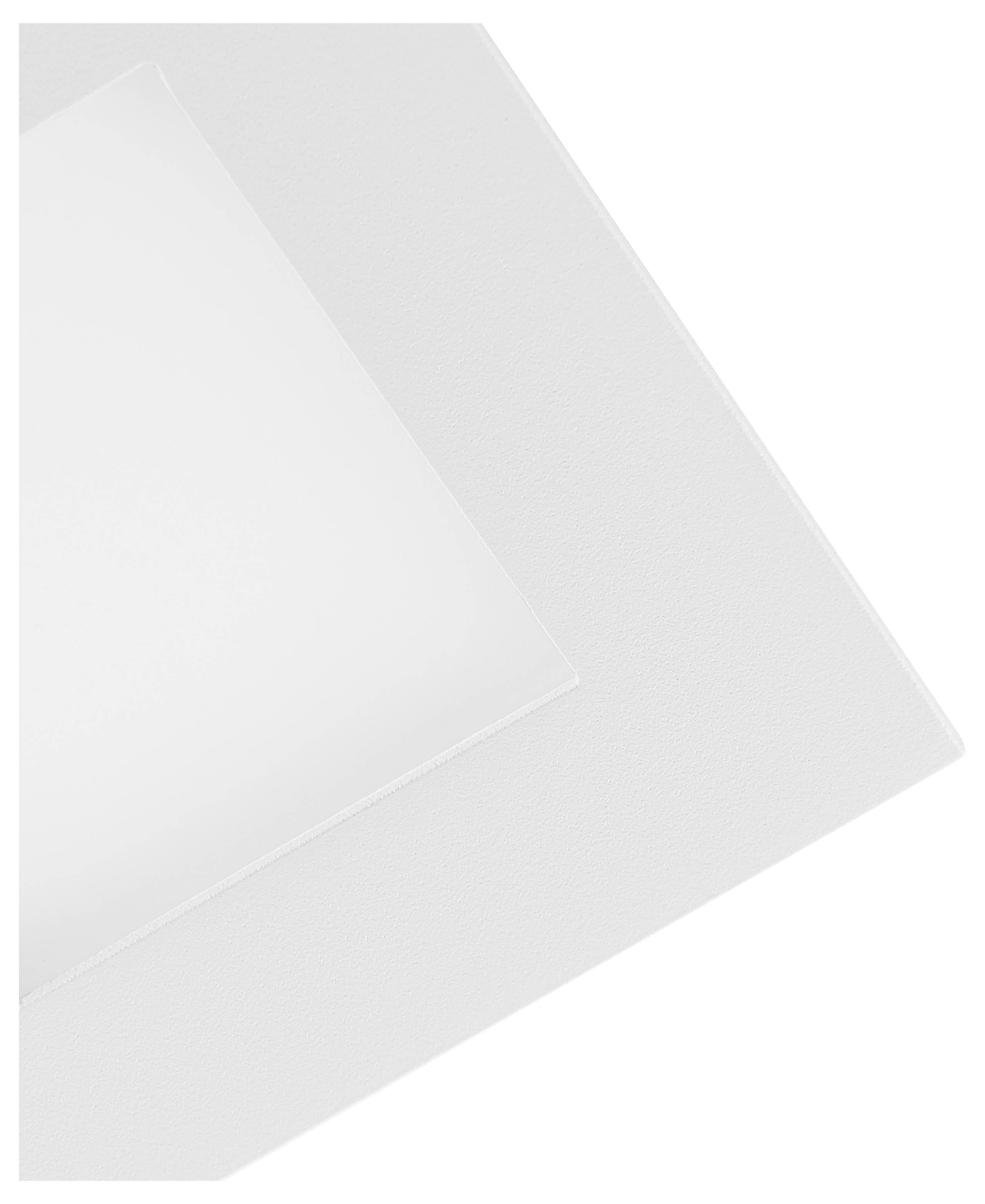 Abstrakte weiße geometrische geschichtete Formen auf hellem Hintergrund, ohne erkennbares Motiv oder Text.