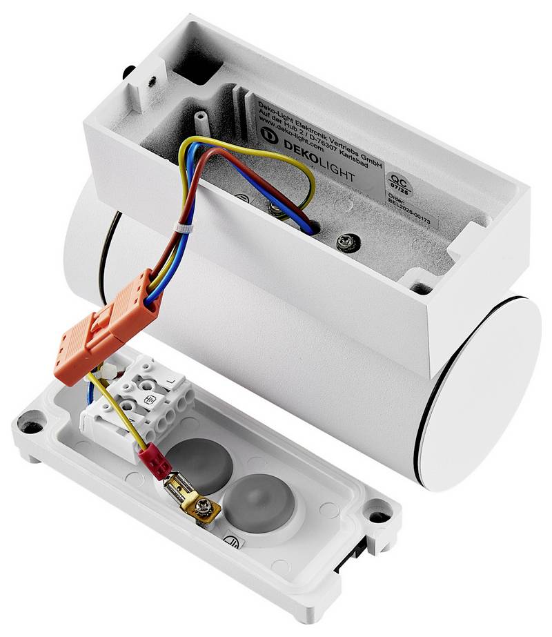 Exploded view of a white DEKOlight LED wall light fixture with exposed wiring, connector, and mounting base.---Explosionsdarstellung einer weißen DEKOlight LED-Wandleuchte mit freiliegenden Leitungen, Stecker und Montagebasis.