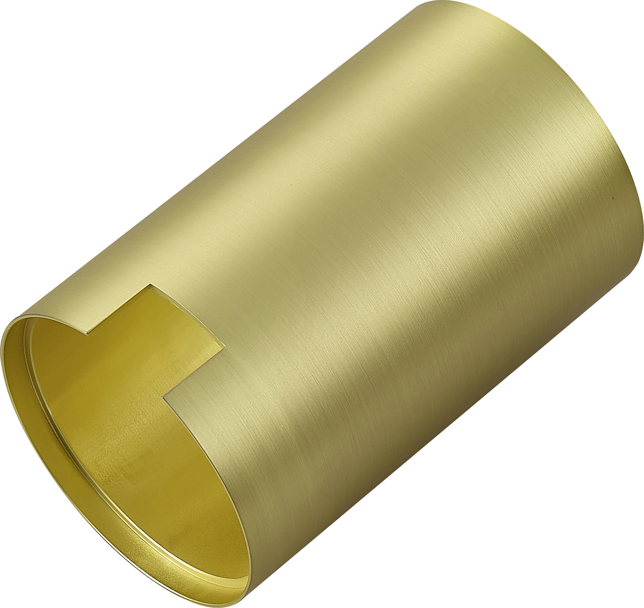 Goldfarbene zylindrische Metallhülse oder Rohrverschraubung mit einer Kerbe an einem Ende, shown auf weißem Hintergrund.