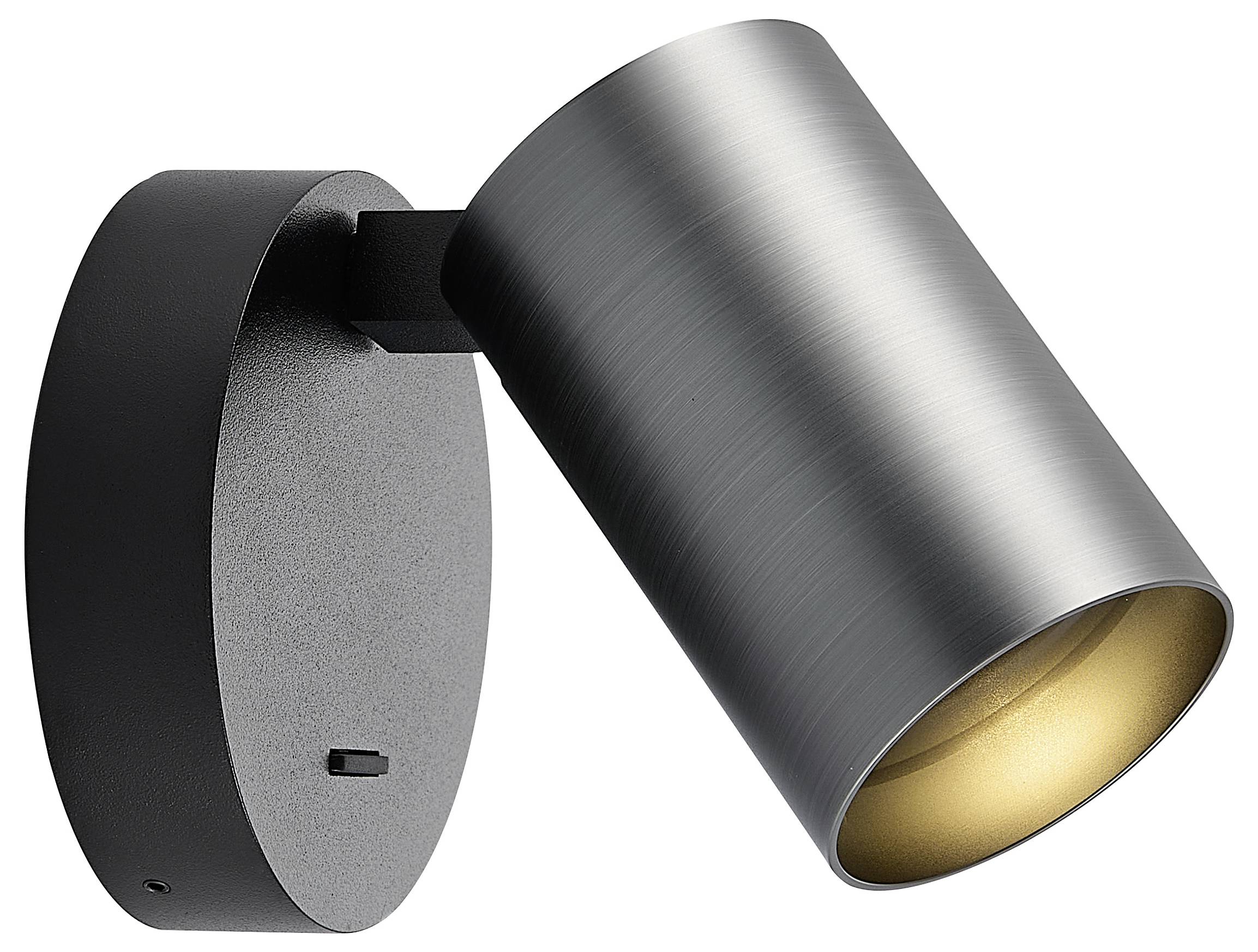 Moderner zylindrischer Wandspot mit gebürsteter Metalloberfläche, nach unten abgewinkelt von einem schwarzen runden Sockel.