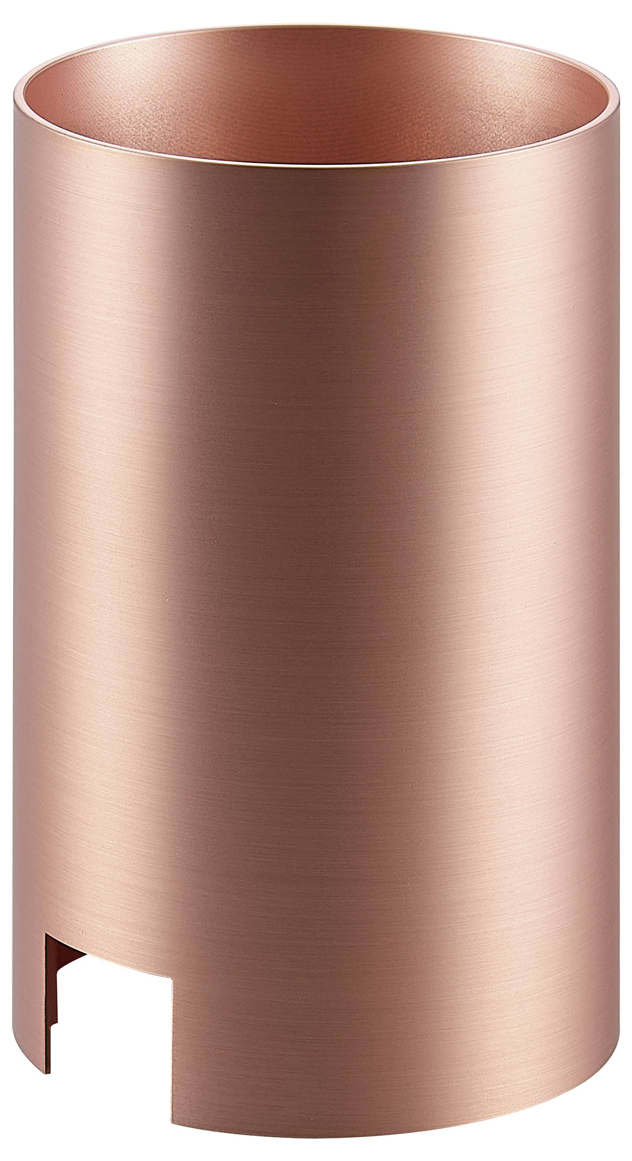Kupferfarbige zylindrische Metallhülse mit Bodenausschnitt, dargestellt vor einem einfachen weißen Hintergrund.
