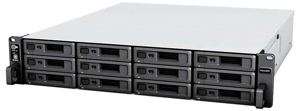 Vorderansicht eines 2U-Rack-Speicherservers mit 12 Hot-Swap-Laufwerkschächten und vorderen Statusanzeigen, gezeigt auf weißem Hintergrund.