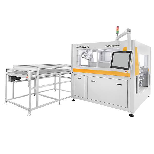 Industrielle automatisierte Maschine mit Förderband und Bedienbildschirm, beschriftet mit „Heidmiller