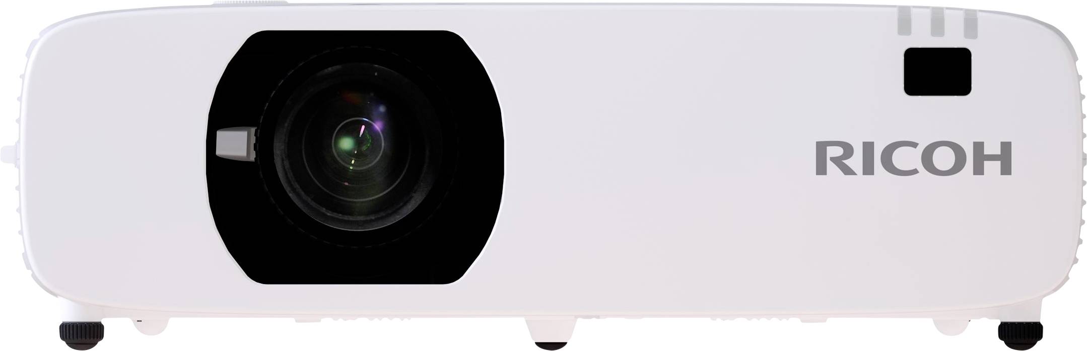 Weißer Ricoh-Projektor mit großem Frontobjelektiv und Logo auf der rechten Seite, von vorne gezeigt.