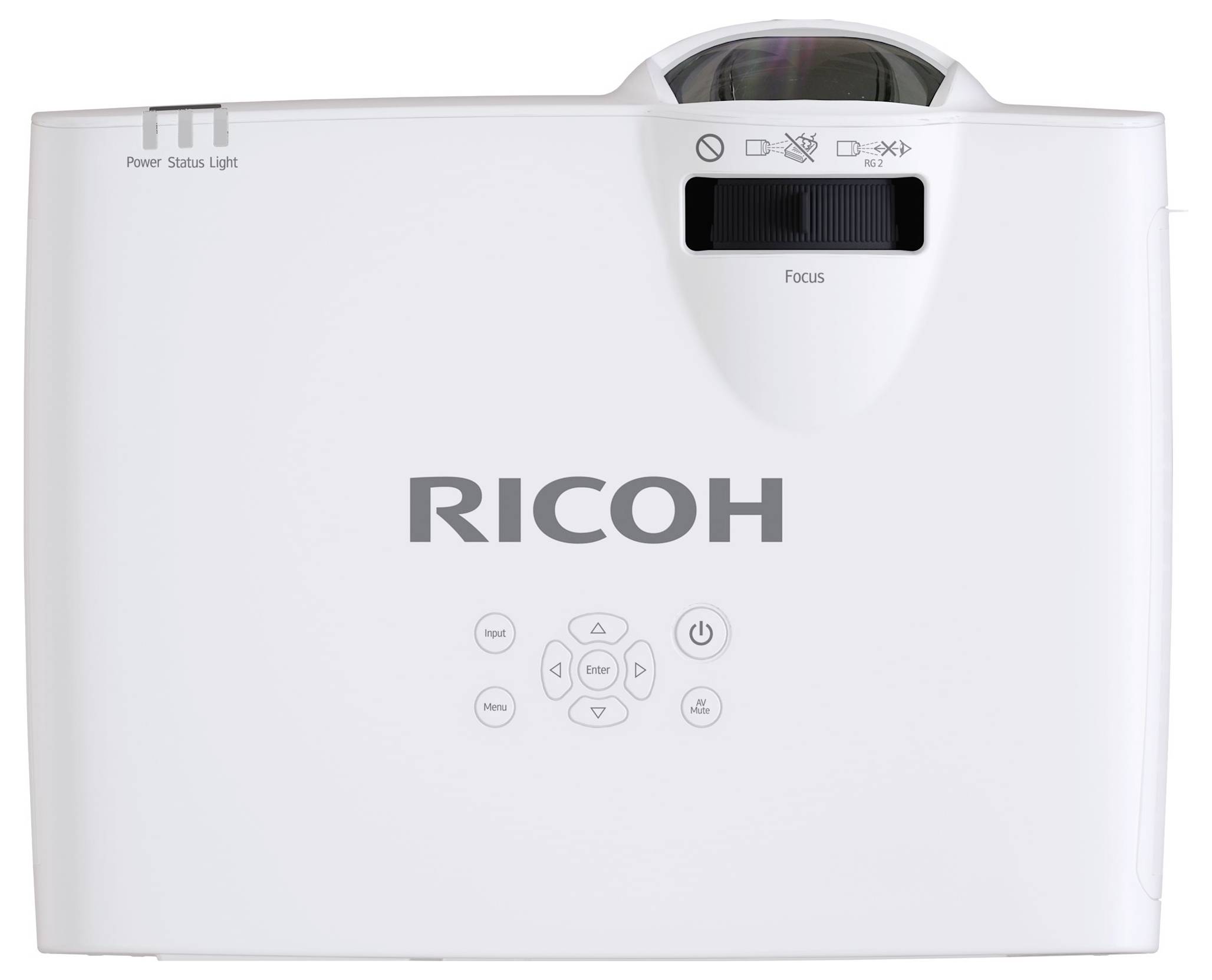 Vorderansicht eines weißen Ricoh-Projektors mit sichtbarem Objektiv und Bedienelementen, mit den Bezeichnungen 