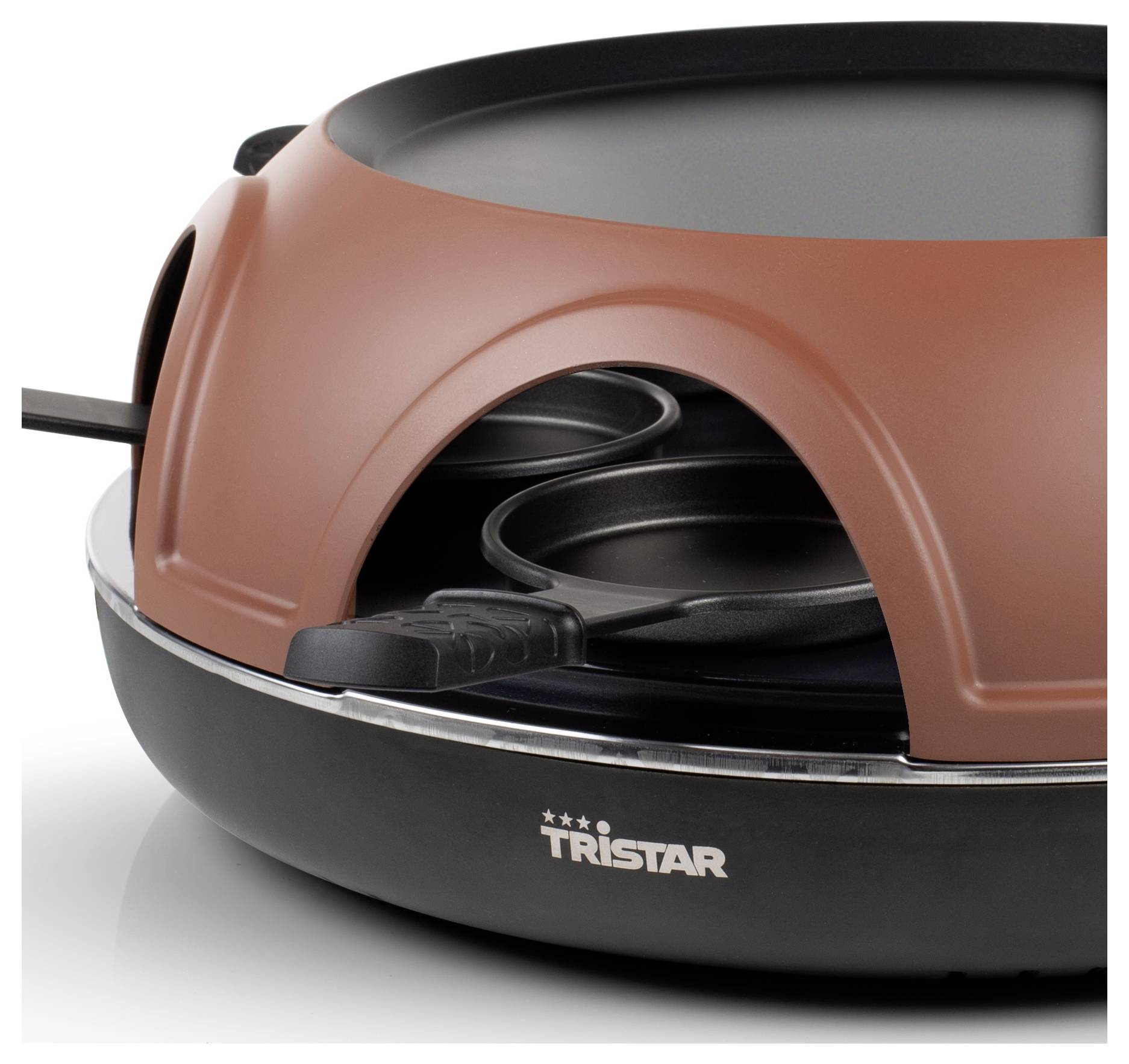 Schwarzes und braunes Tristar-Elektro-Fondue-Set mit Topf und mehreren Gabeln, dargestellt in einem Produktfoto auf weißem Hintergrund.