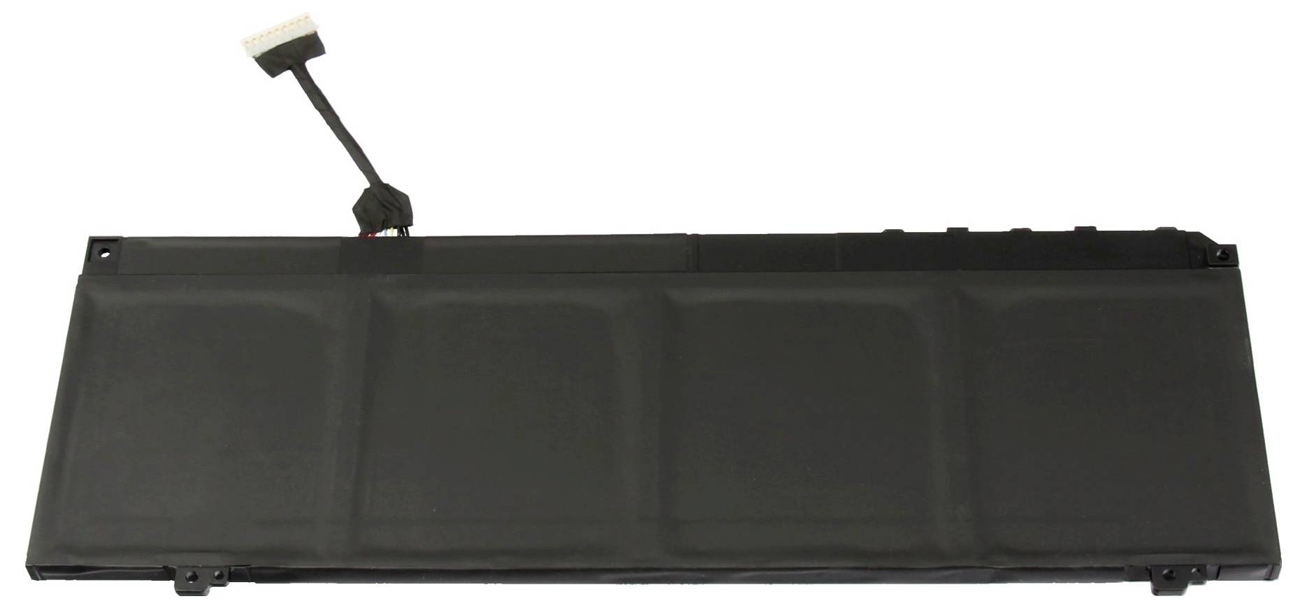 Schwarze rechteckige Laptop-Batterie mit angeschlossenem Kabel und Anschluss, dargestellt auf weißem Hintergrund.